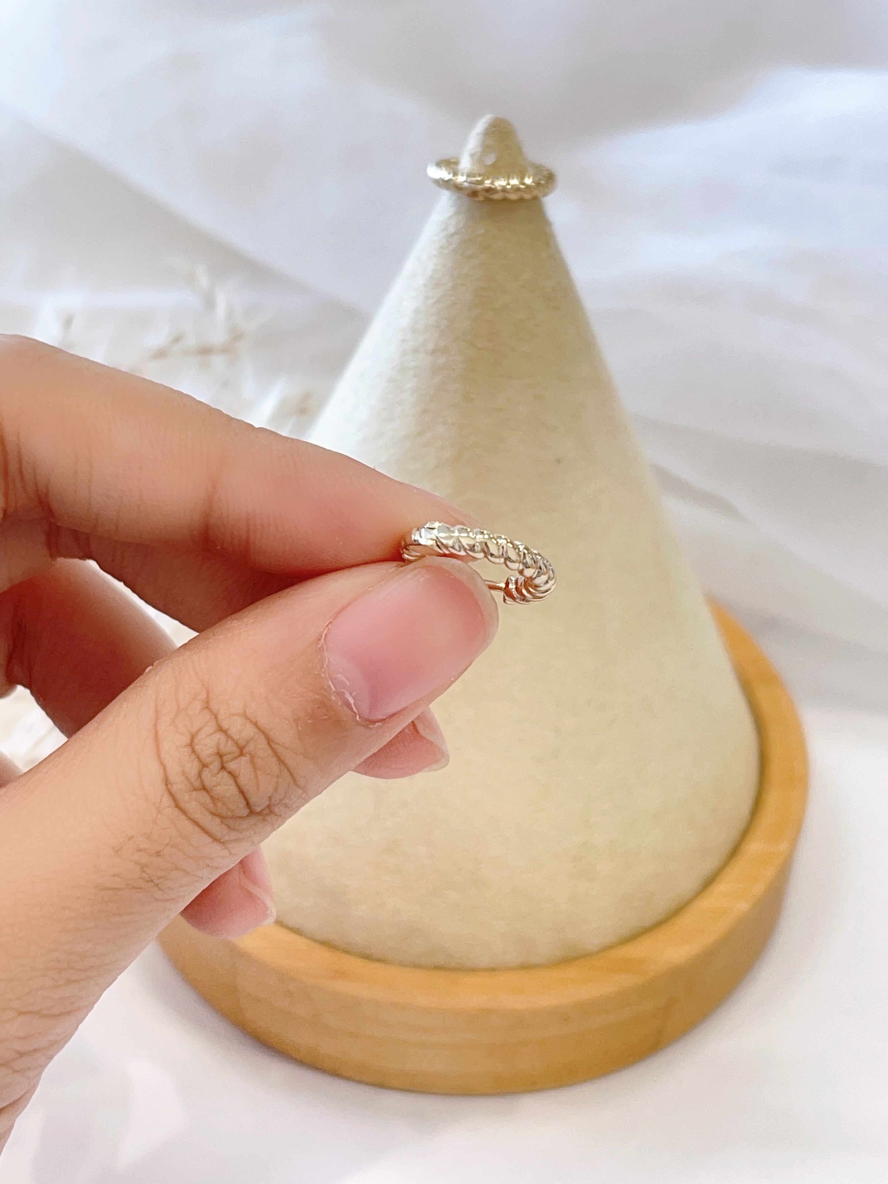 日常百搭小麻花耳扣耳环