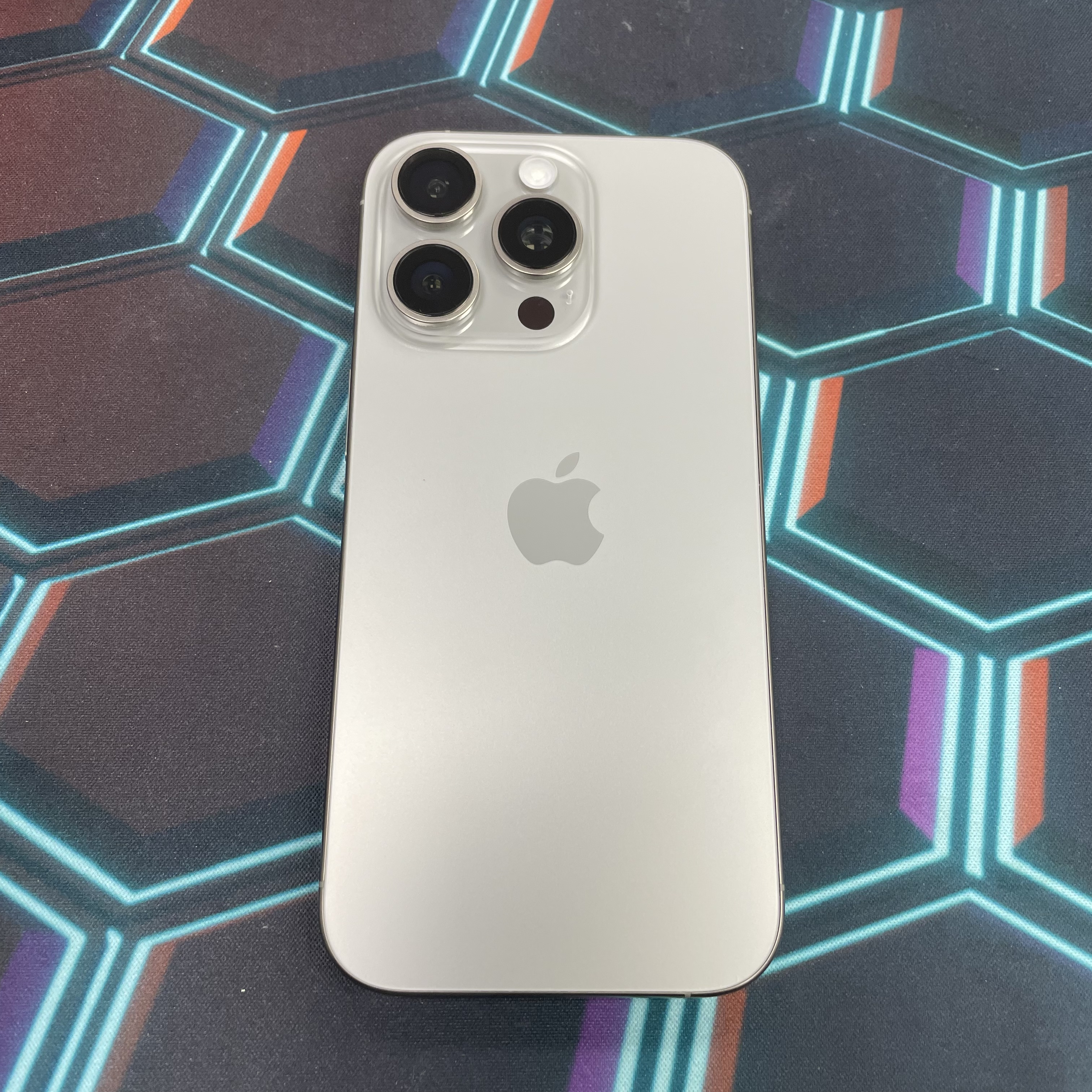*7222 16 pro 完美機 512GB 電84 原色 gray