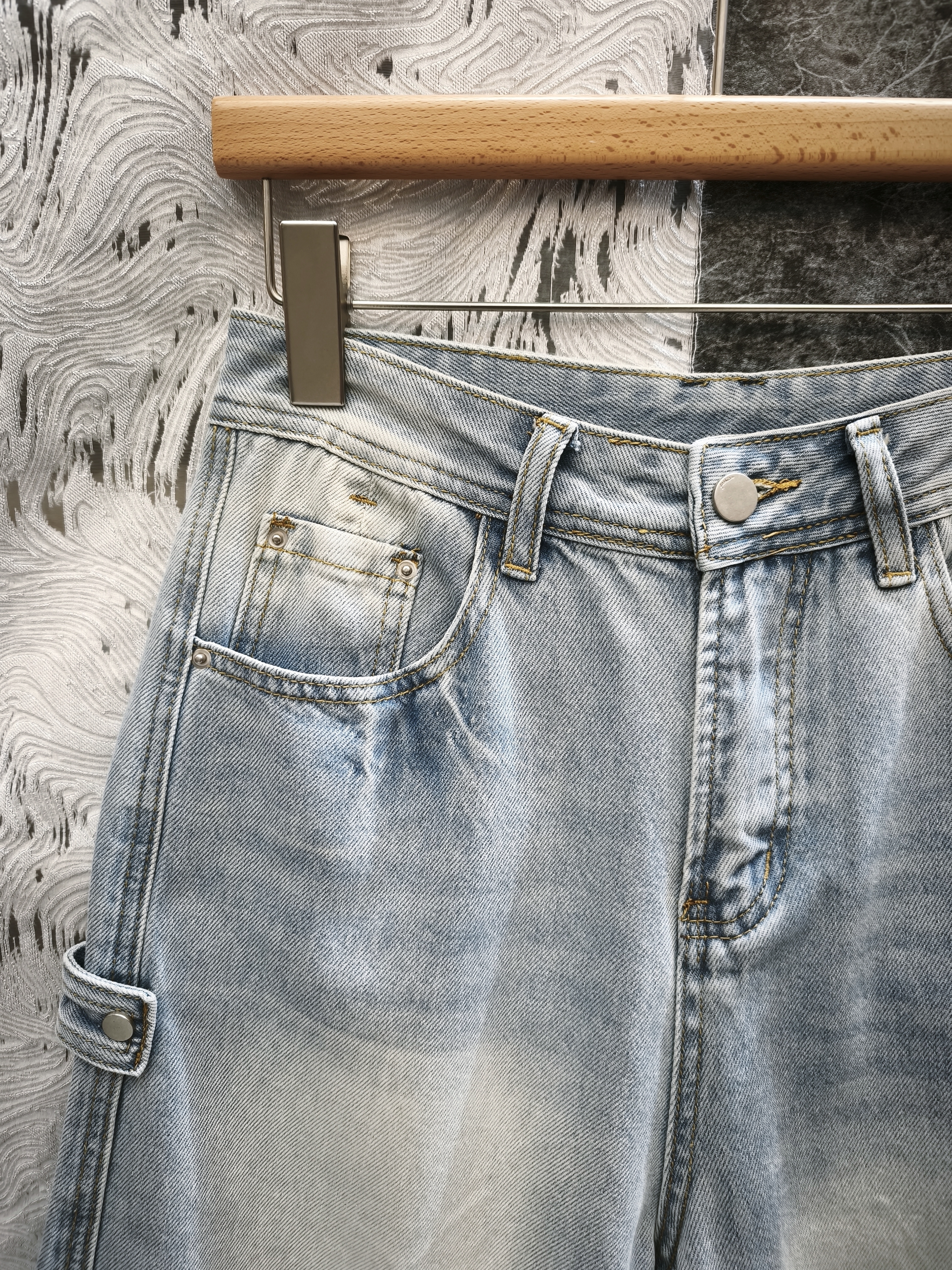 洗白七分牛仔褲