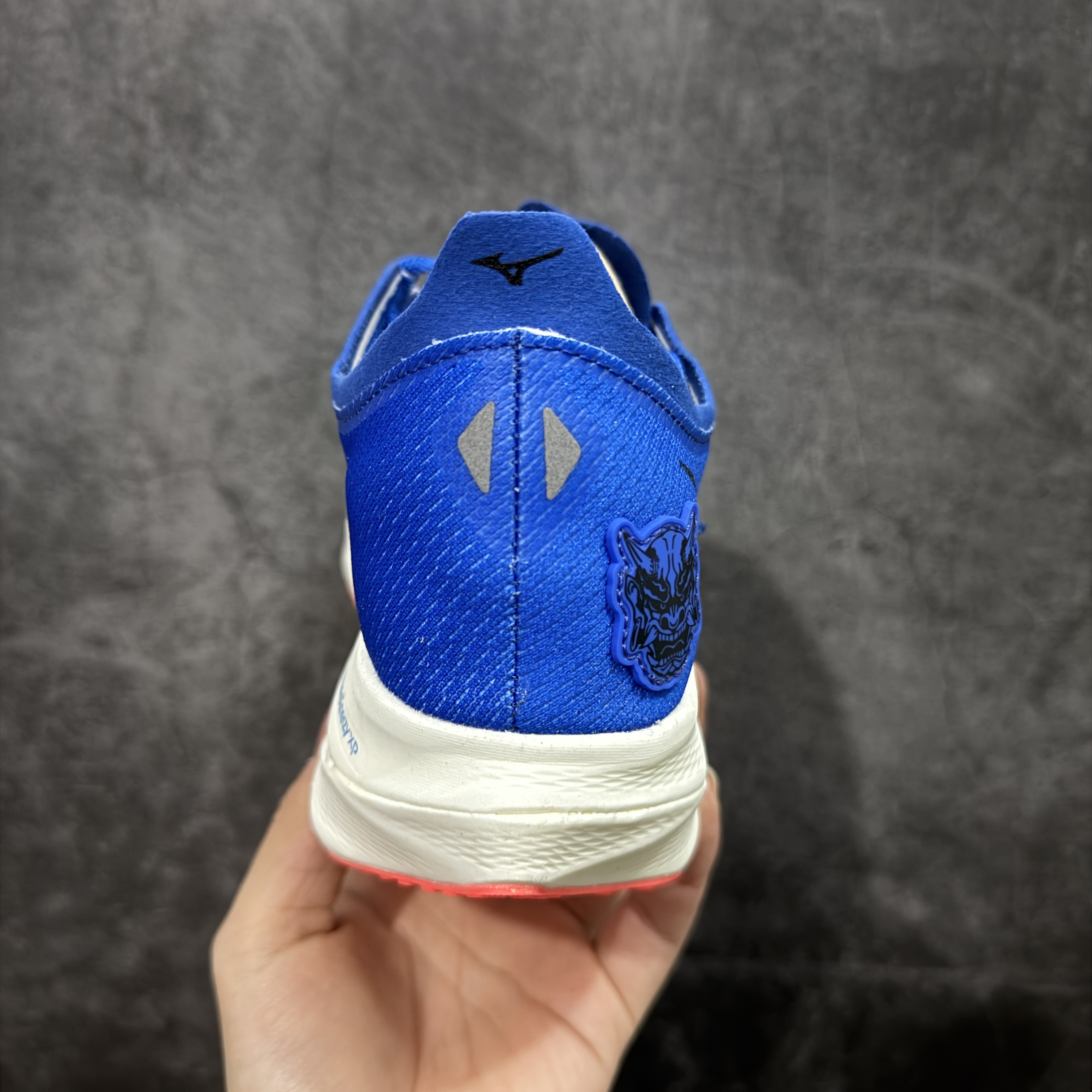 Mizuno Wave Rebellion Pro 3