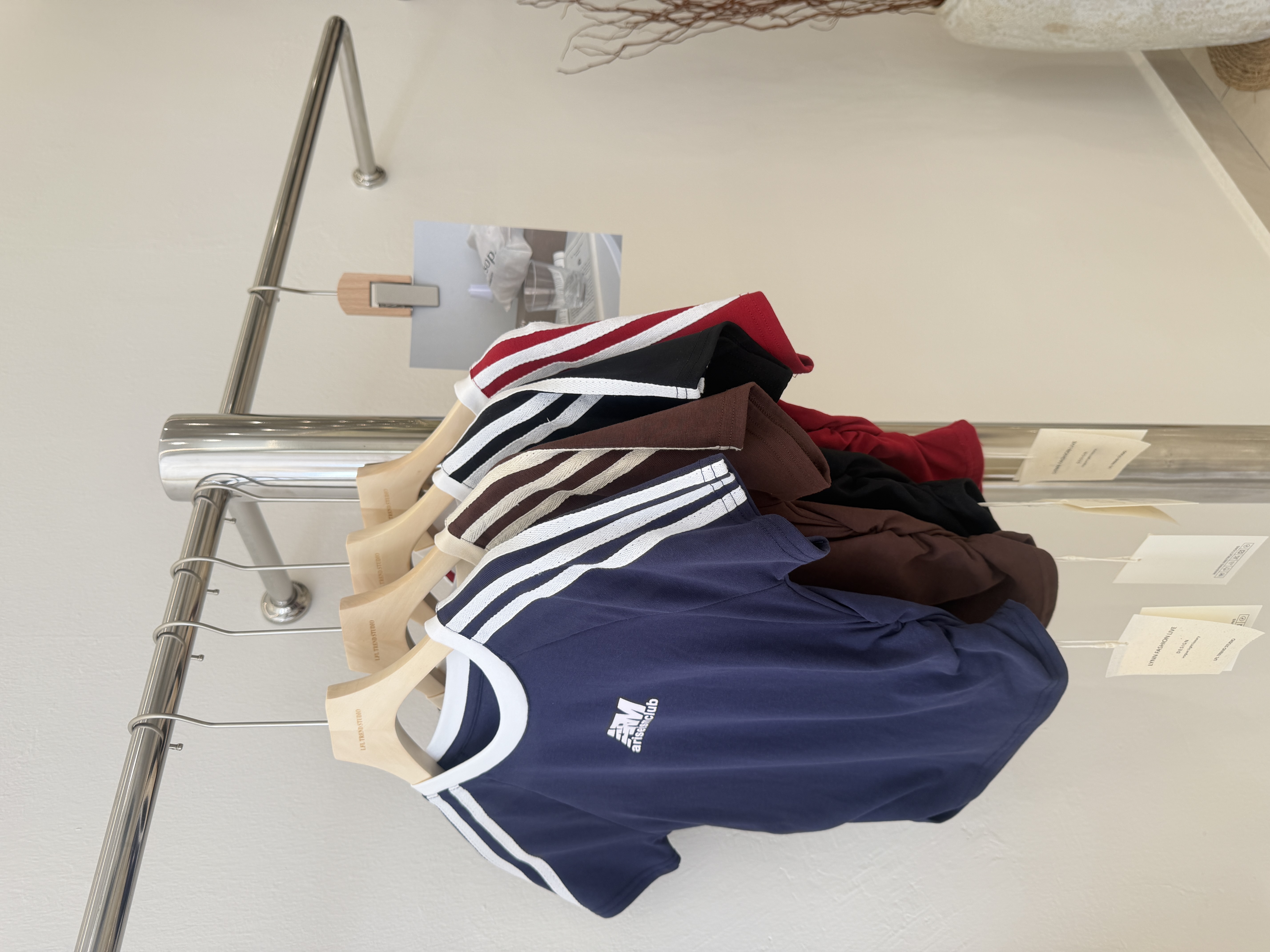 6116 百搭撞色短袖