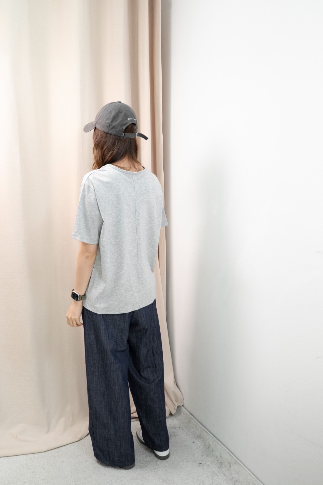 好穿微鬆Tee（淺灰色）