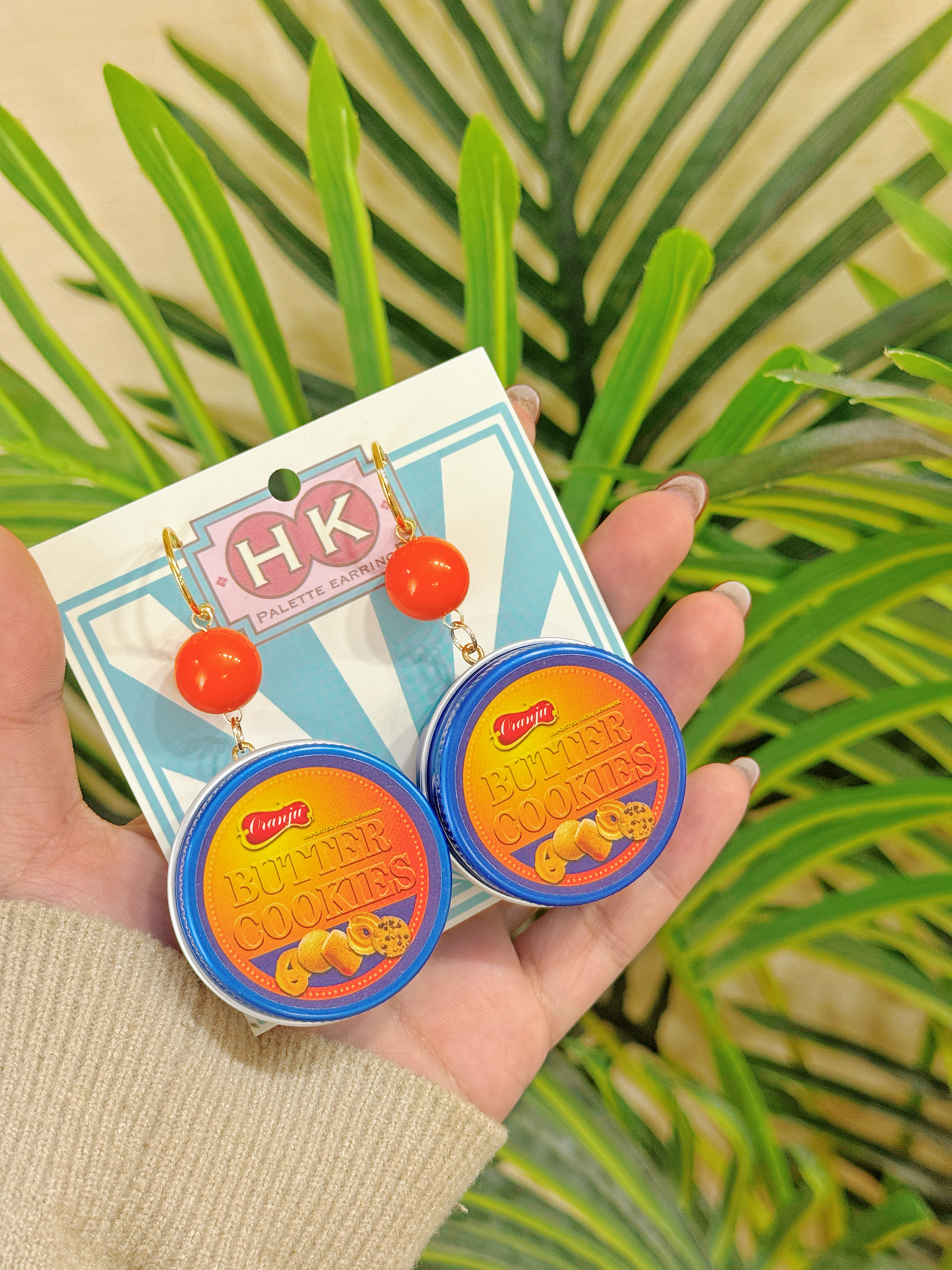 立體藍罐曲奇 • Butter Cookies