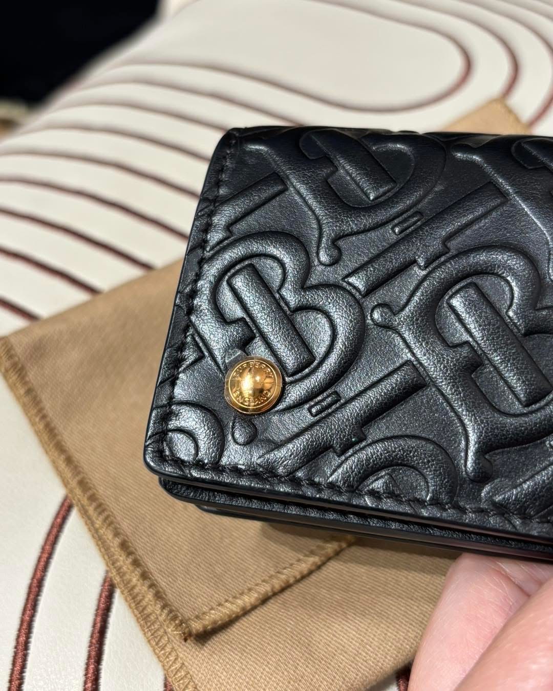Burberry TB Card Case 黑色小牛皮 100%Authentic,unused✅dust bag