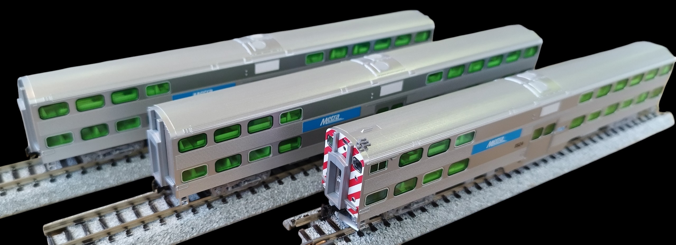 Kato 106-8703 Chicago METRA Gallery Bi-Level Commuter Train 3-Car Set