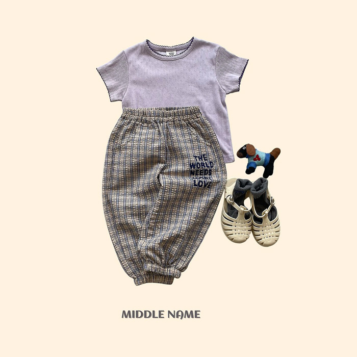 🇰🇷middle name tee