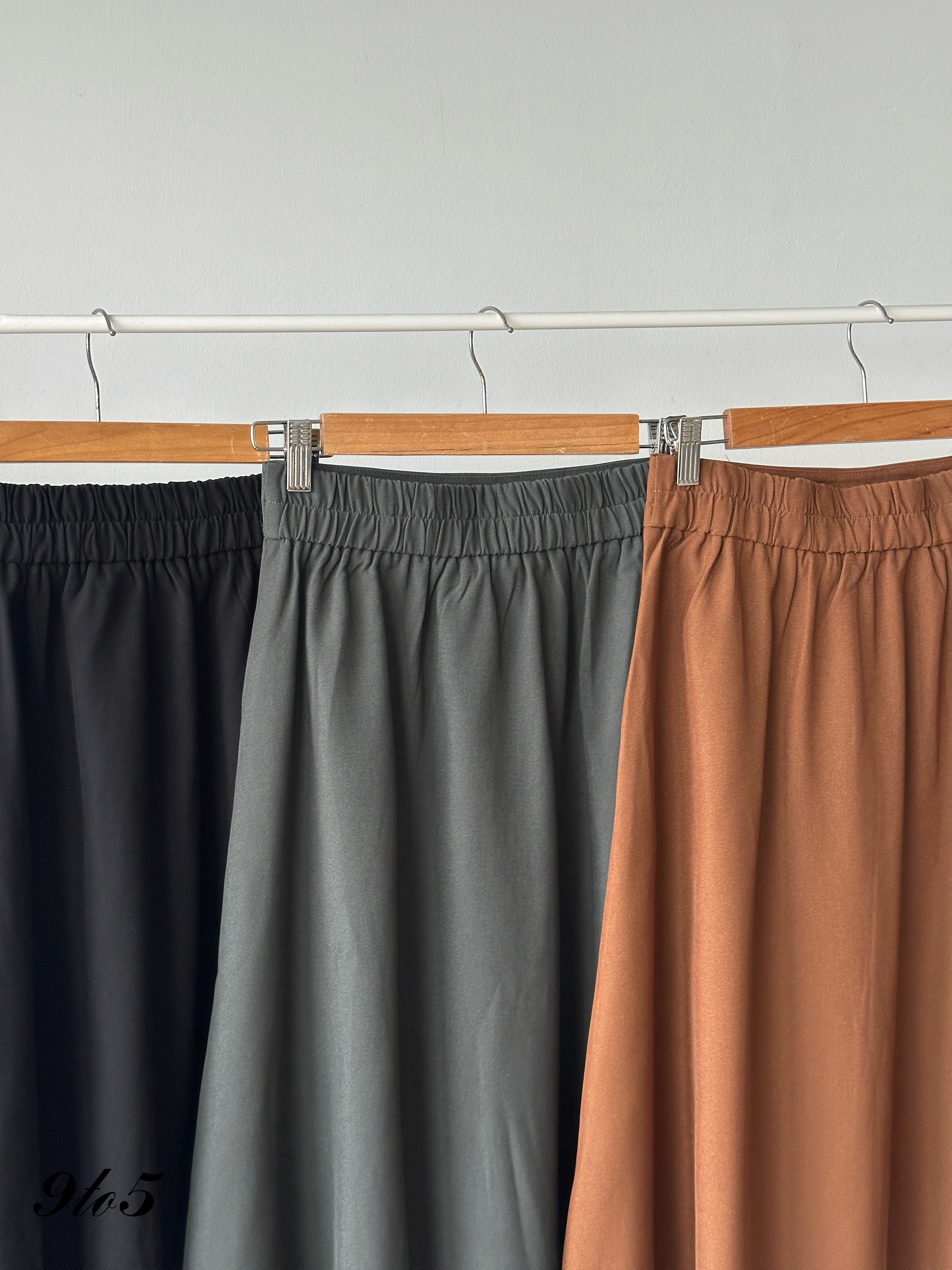 S2001 Front Slit Midi Skirt - 3 Colors 