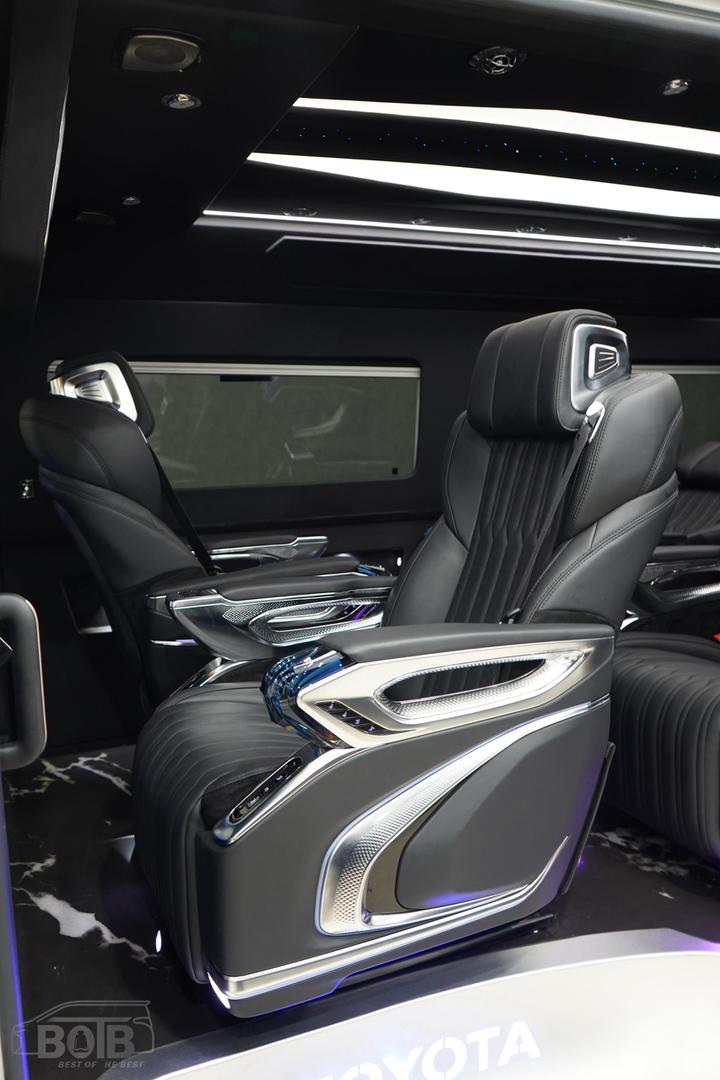 HIACE CRYSTAL 4.0 PILOT SEAT / UNI-ST-6002-HY