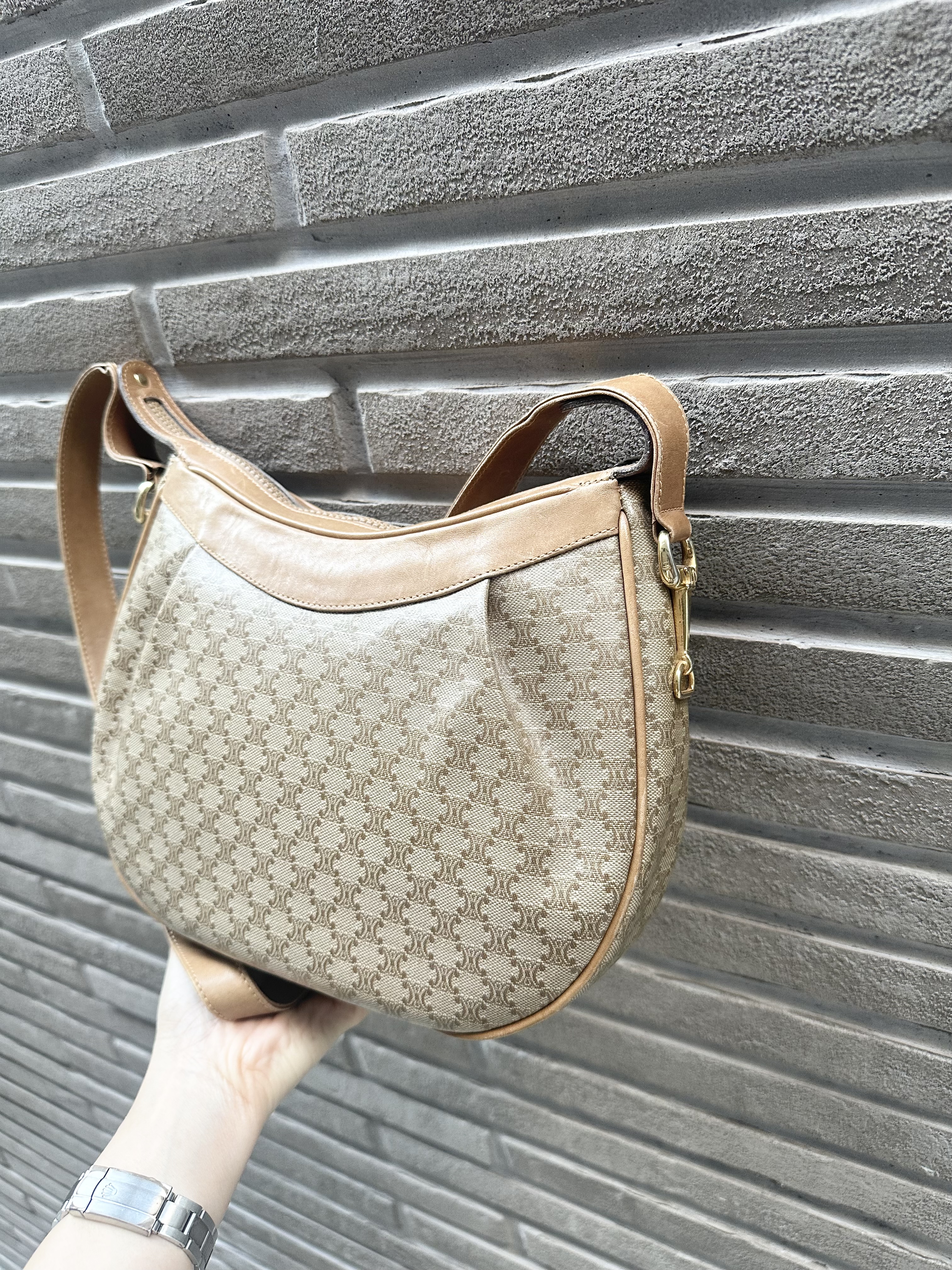 vintage celine beige triomphe macadam crossbody 