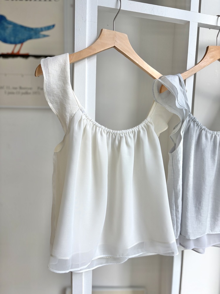 Luna Flutter Top (Ivory)