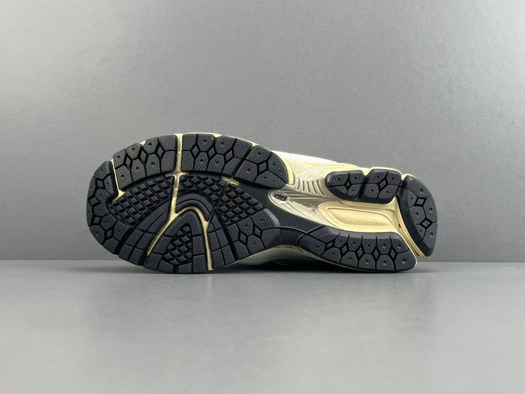 New Balance 1906R U1906RP