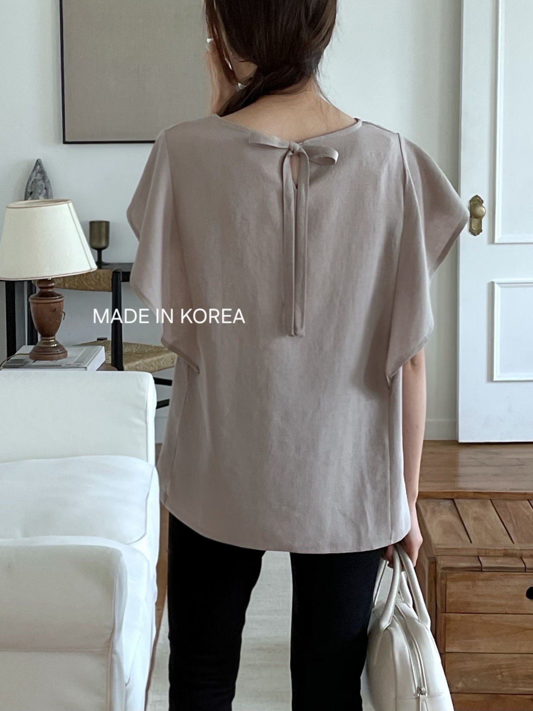 G6277 韓國🇰🇷ruffle後蝴蝶top