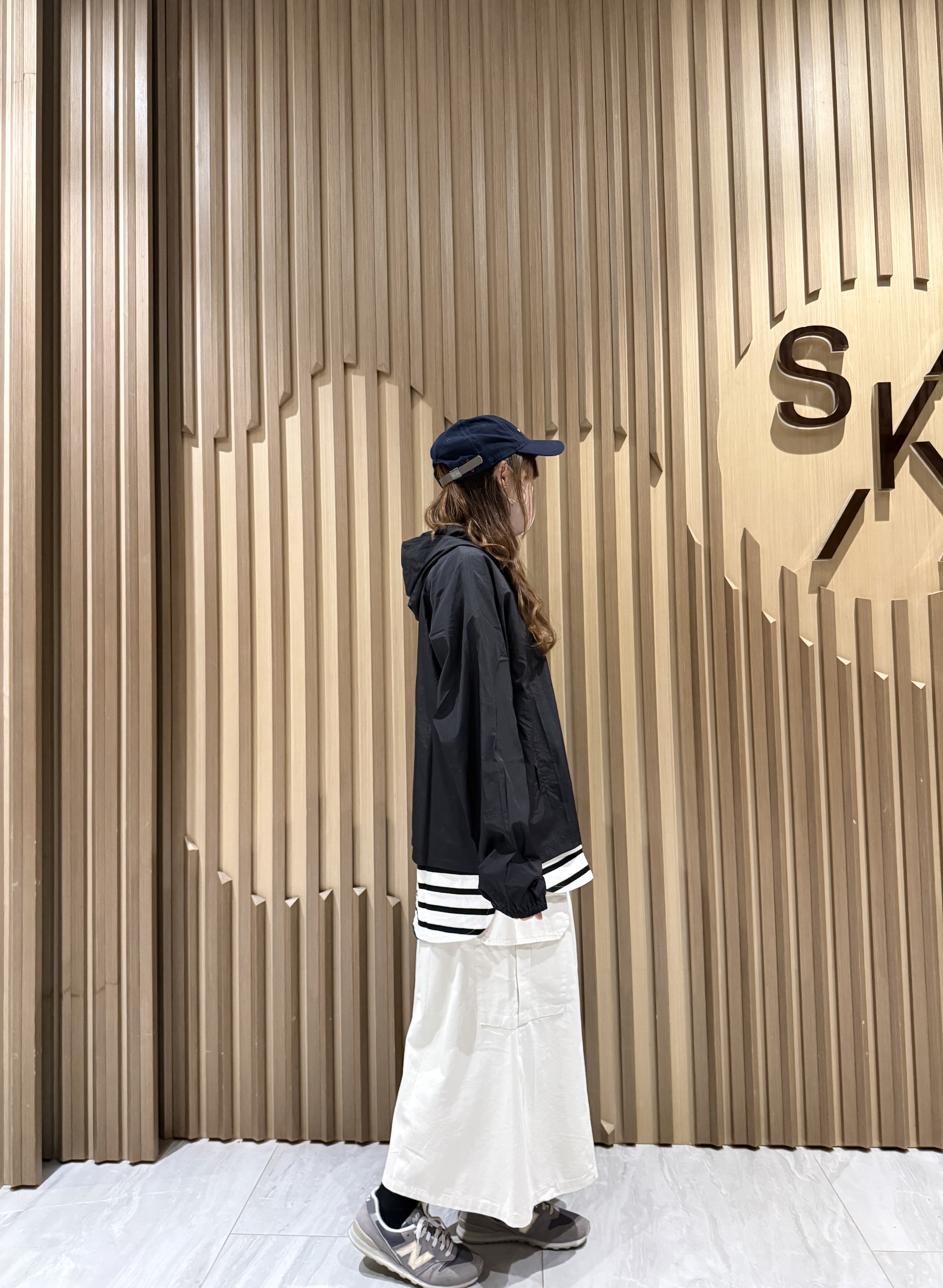 超薄連帽風褸(黑色)