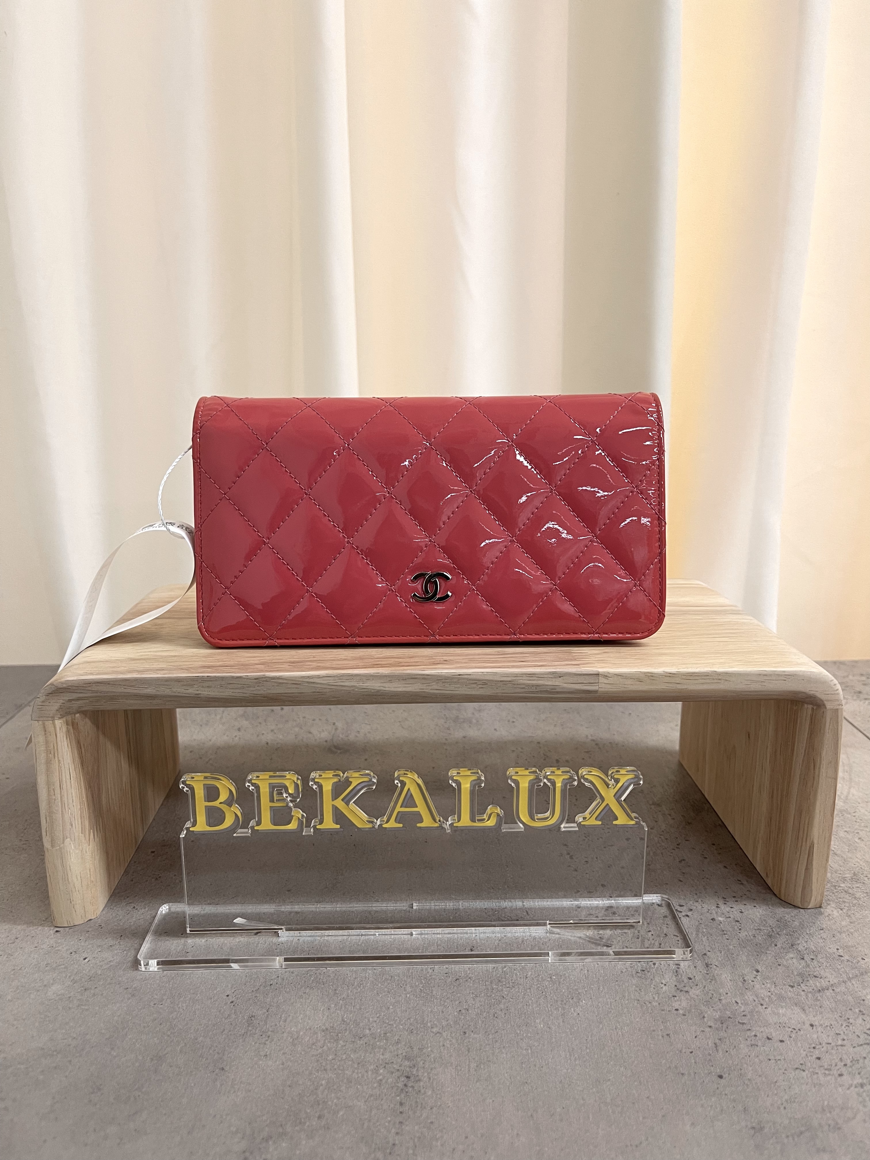 Pre-owned Chanel wallet/ Product Code: 26012509