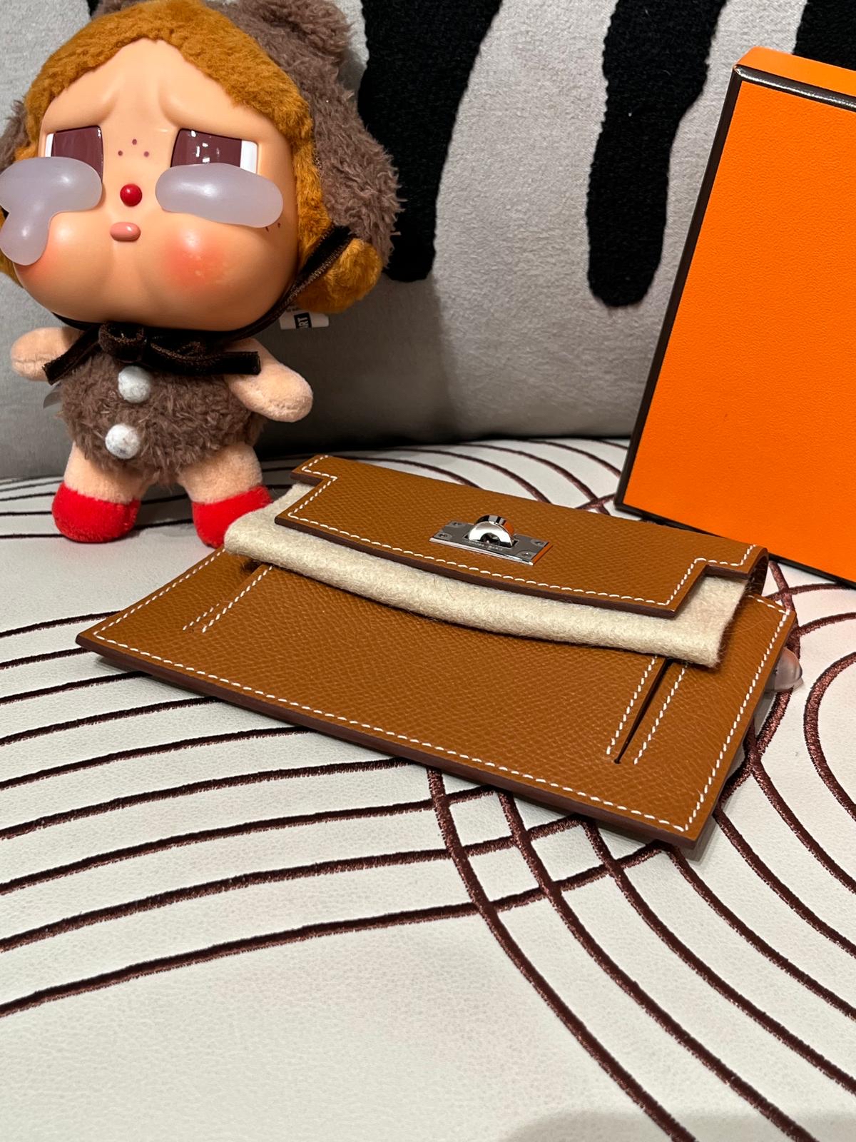 全新 Hermes Kelly pocket,gold 100%Authentic,Brand New✅box 