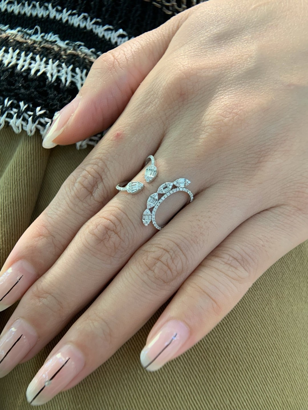 18K Diamond Ring