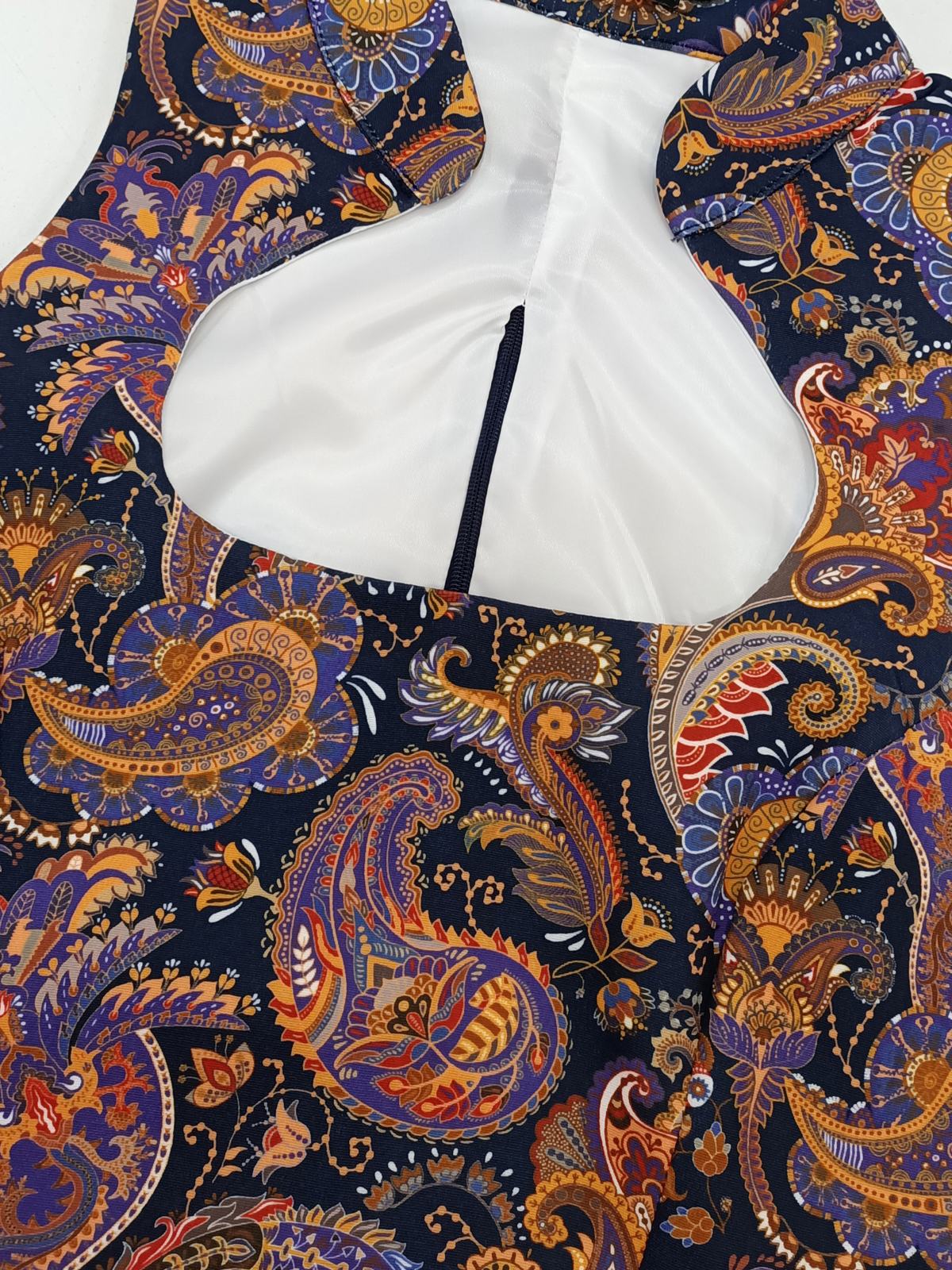Heritage Bloom Cut Out Top M227