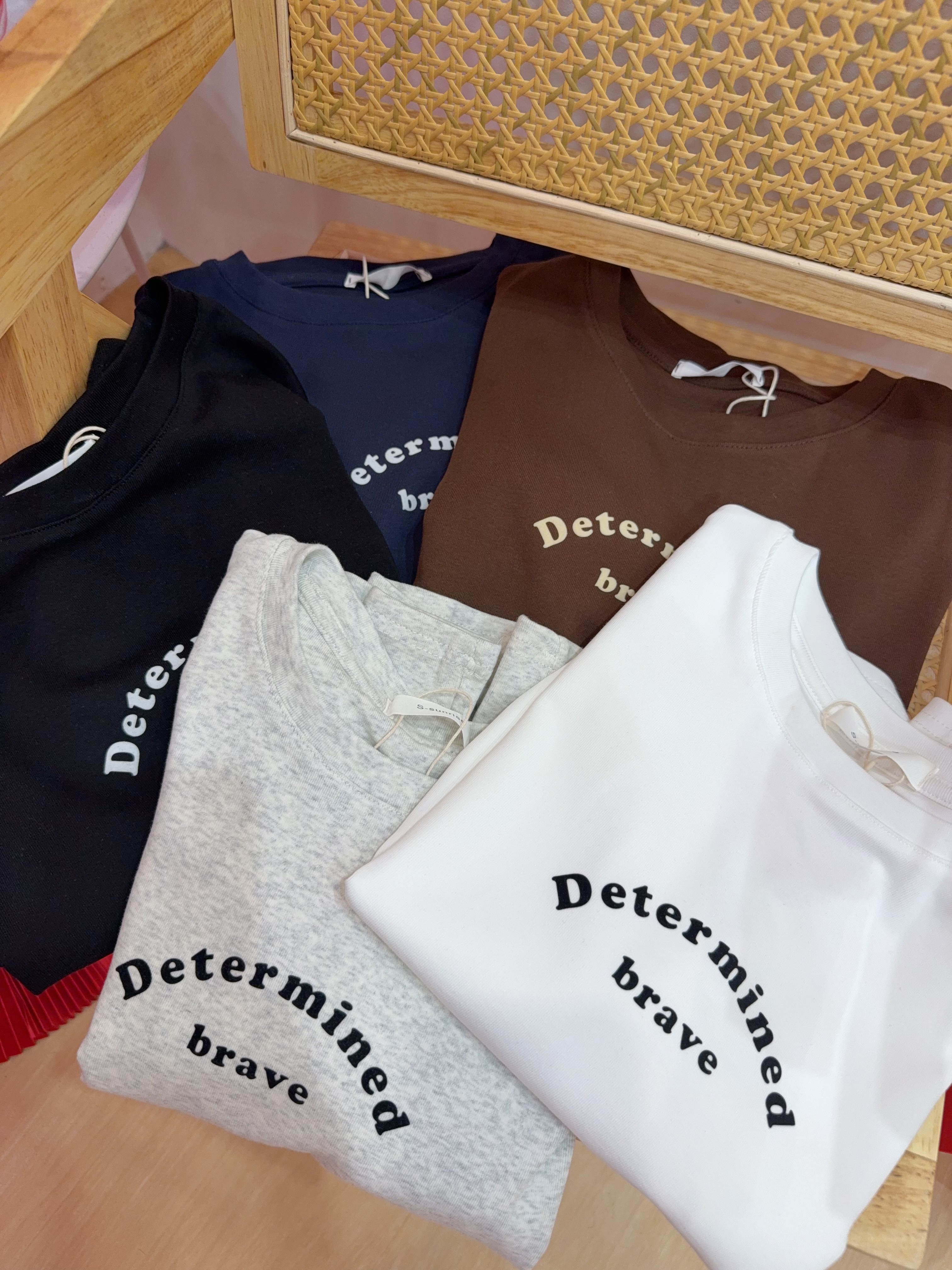 韩系时尚字母常规上衣 R2853