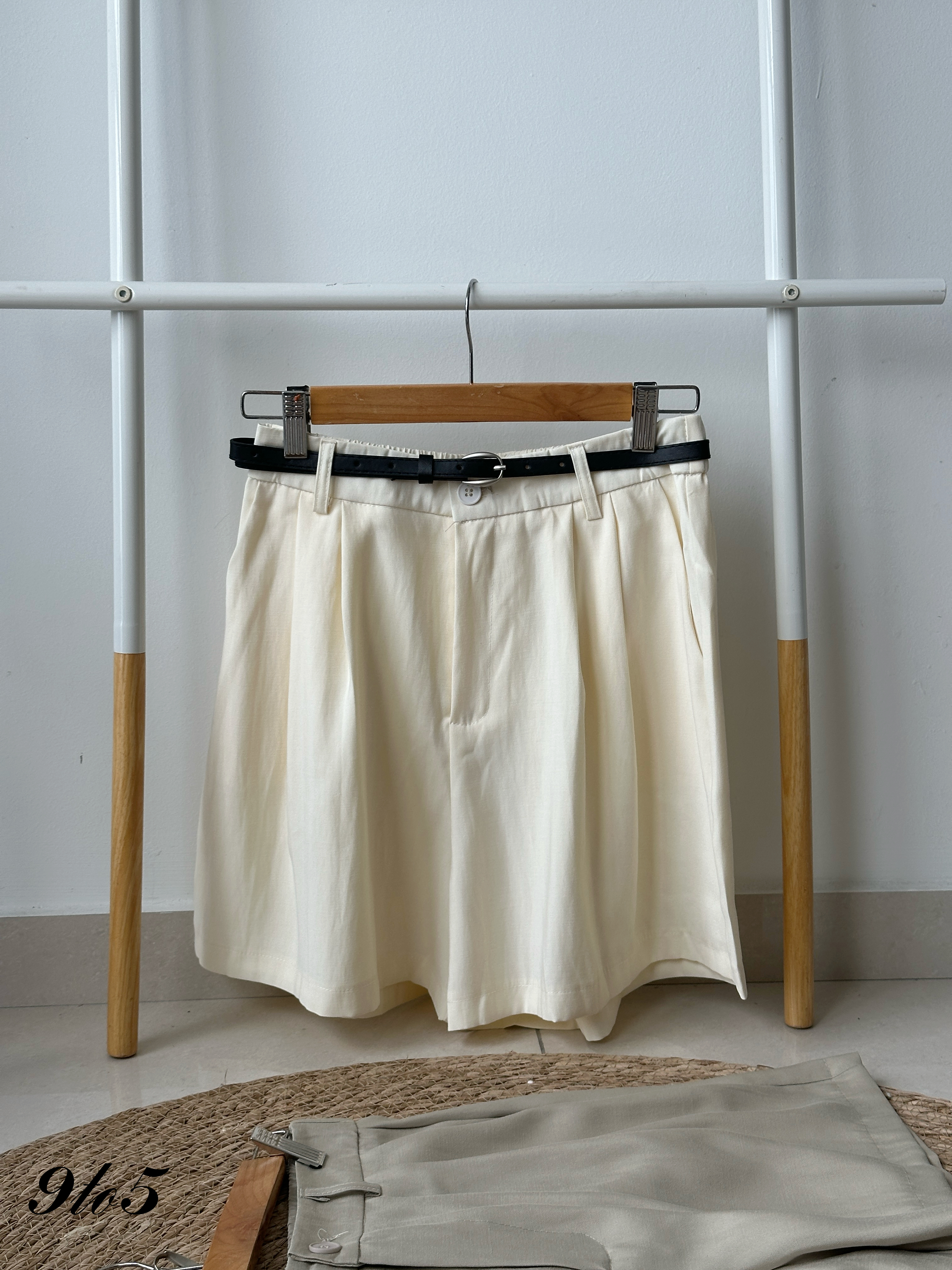 S1885 A Line Short Pants - 3 Colors 