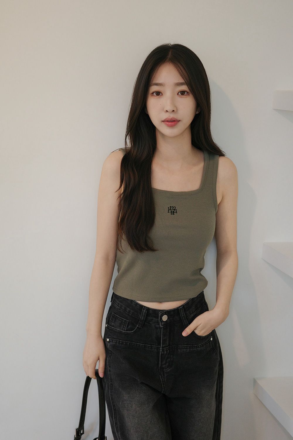 <預訂>🇰🇷MuahMuah Logo slim fit knit sleeveless