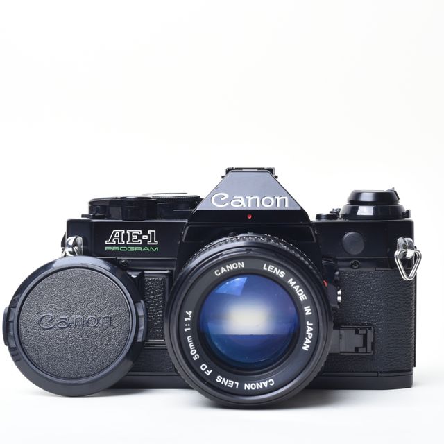 Canon AE-1 Program 配置Canon New FD 50mm f1.4 | Holiday Camera