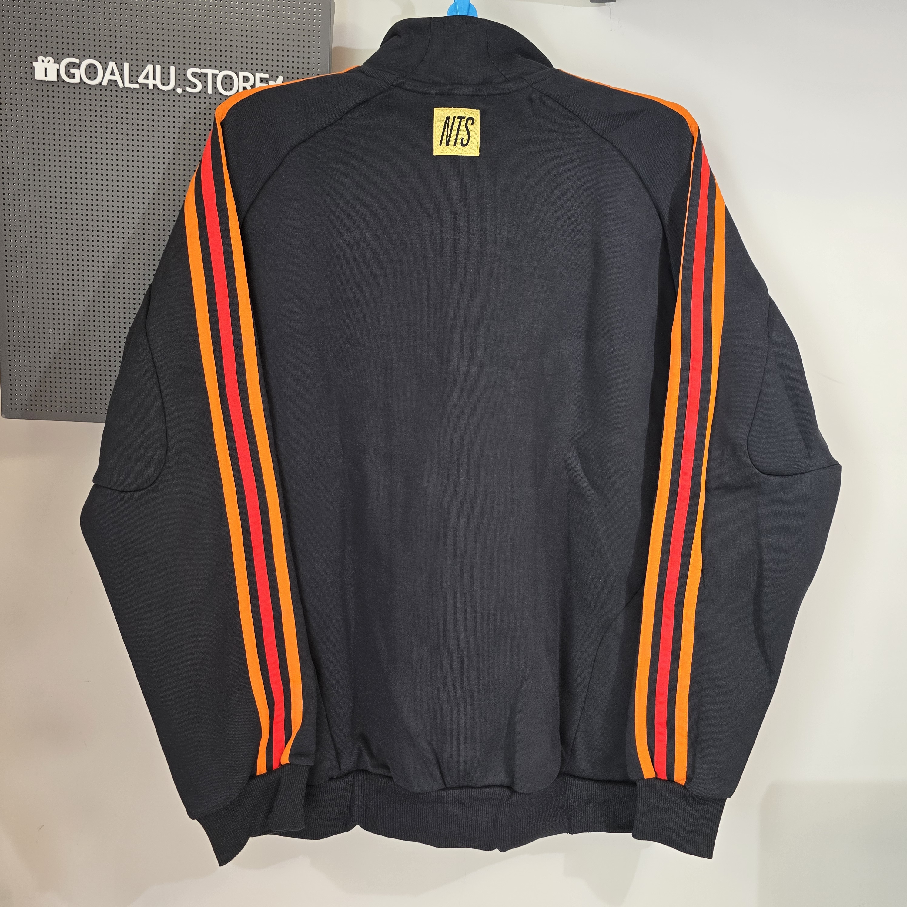 Adidas Arsenal 阿仙奴 x NTS Radio 聯乘拉鏈外套 JL8049