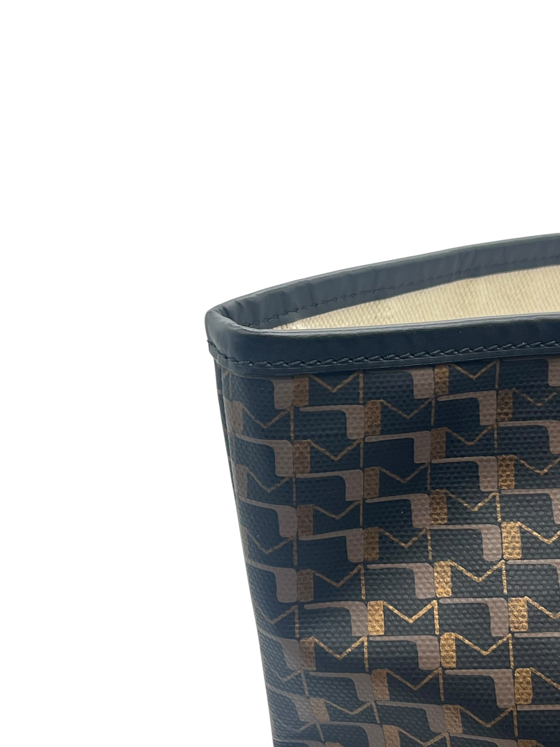 Pre-Owned MOYNAT Tote / Product Code: 26061104