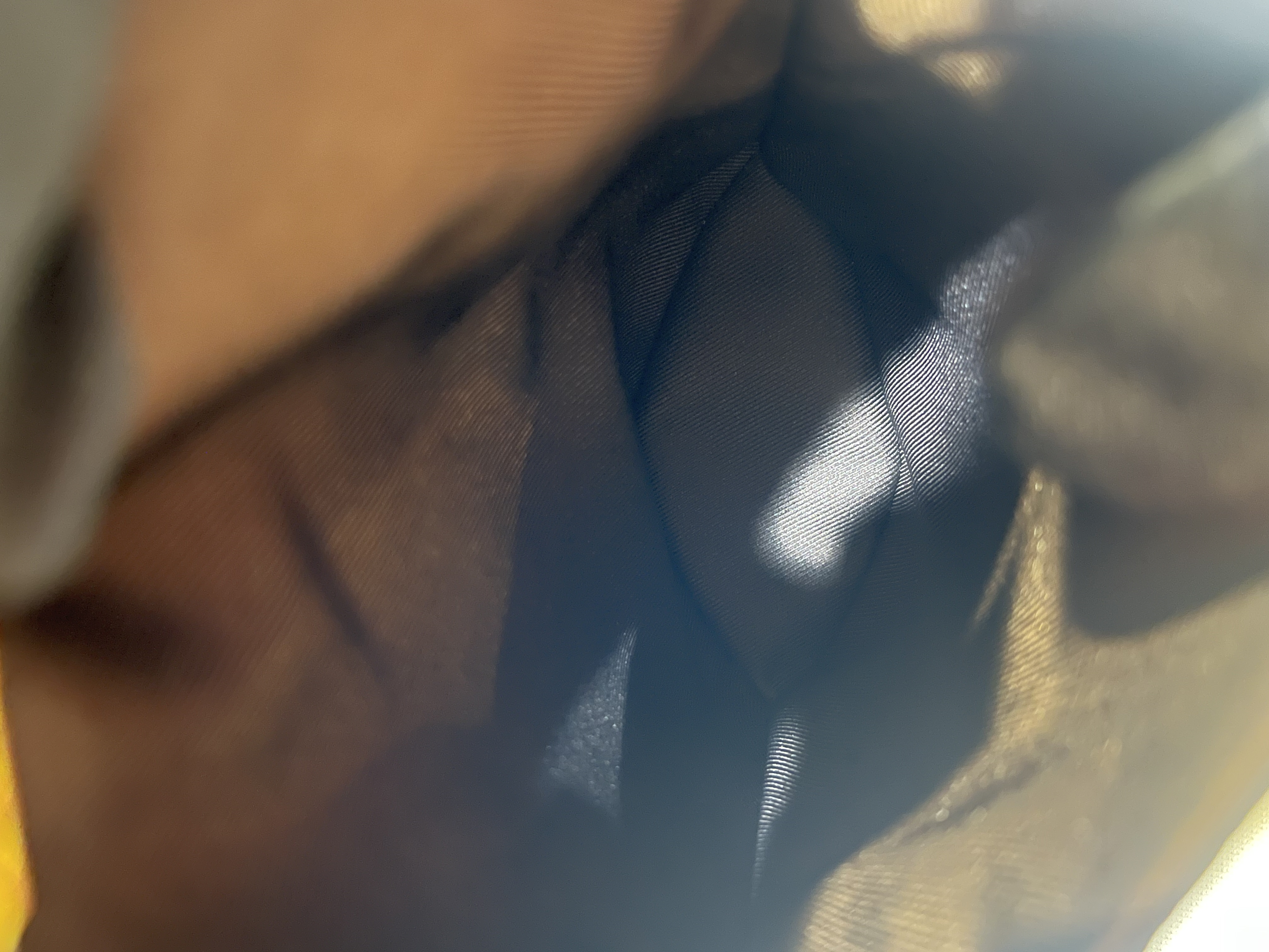 Pre-Owned LV Envelope Pouch / Product Code: 26041655