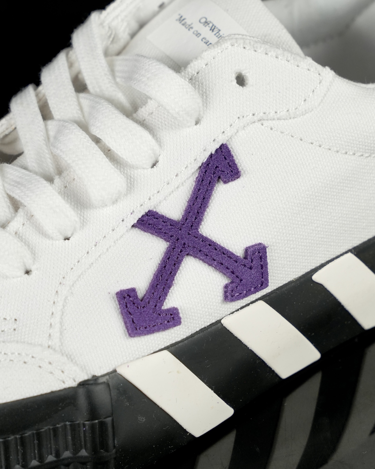 Off-White Low Vulcanized