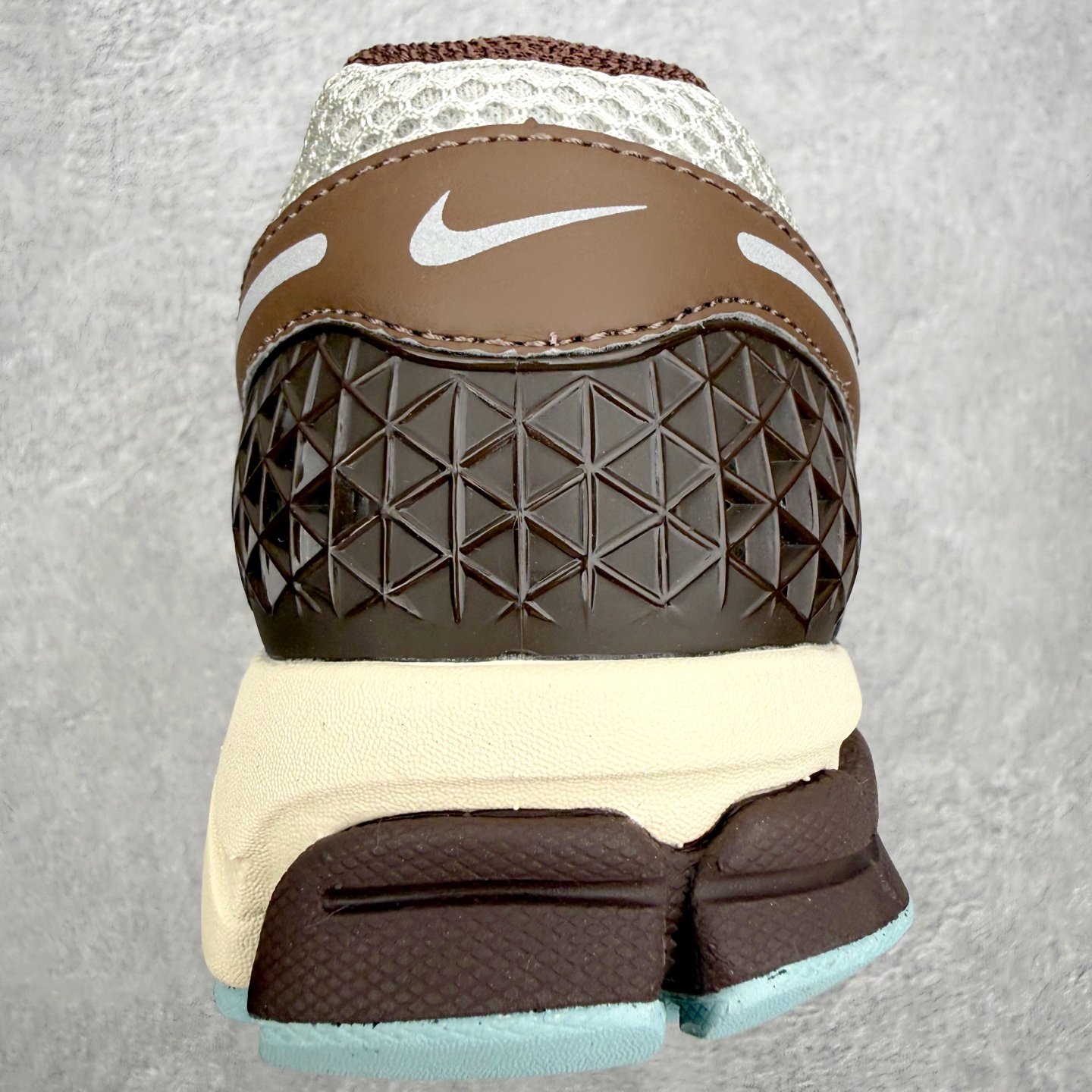 Nike Air Zoom Vomero 5 FD9920-022