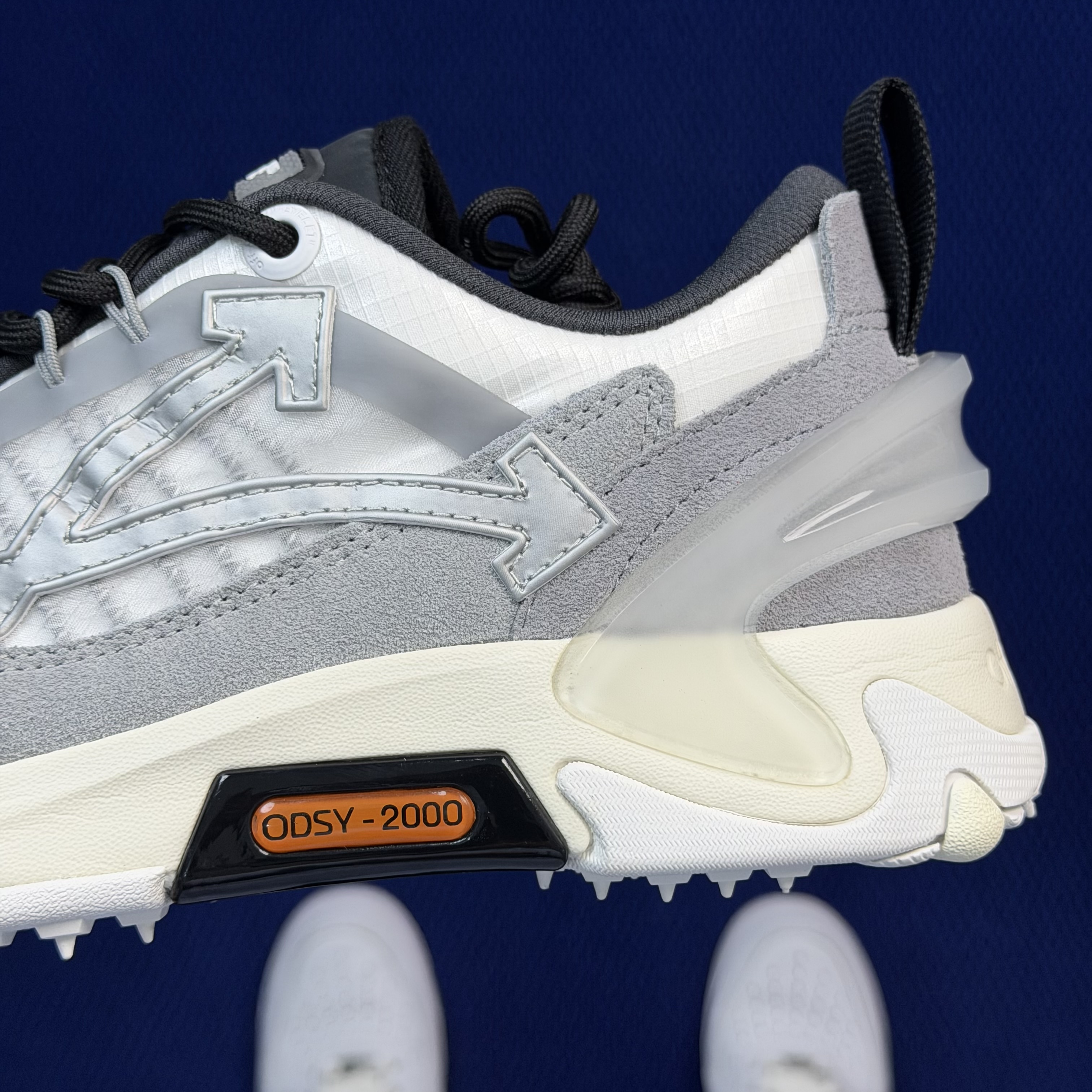 Off-White Odsy-2000