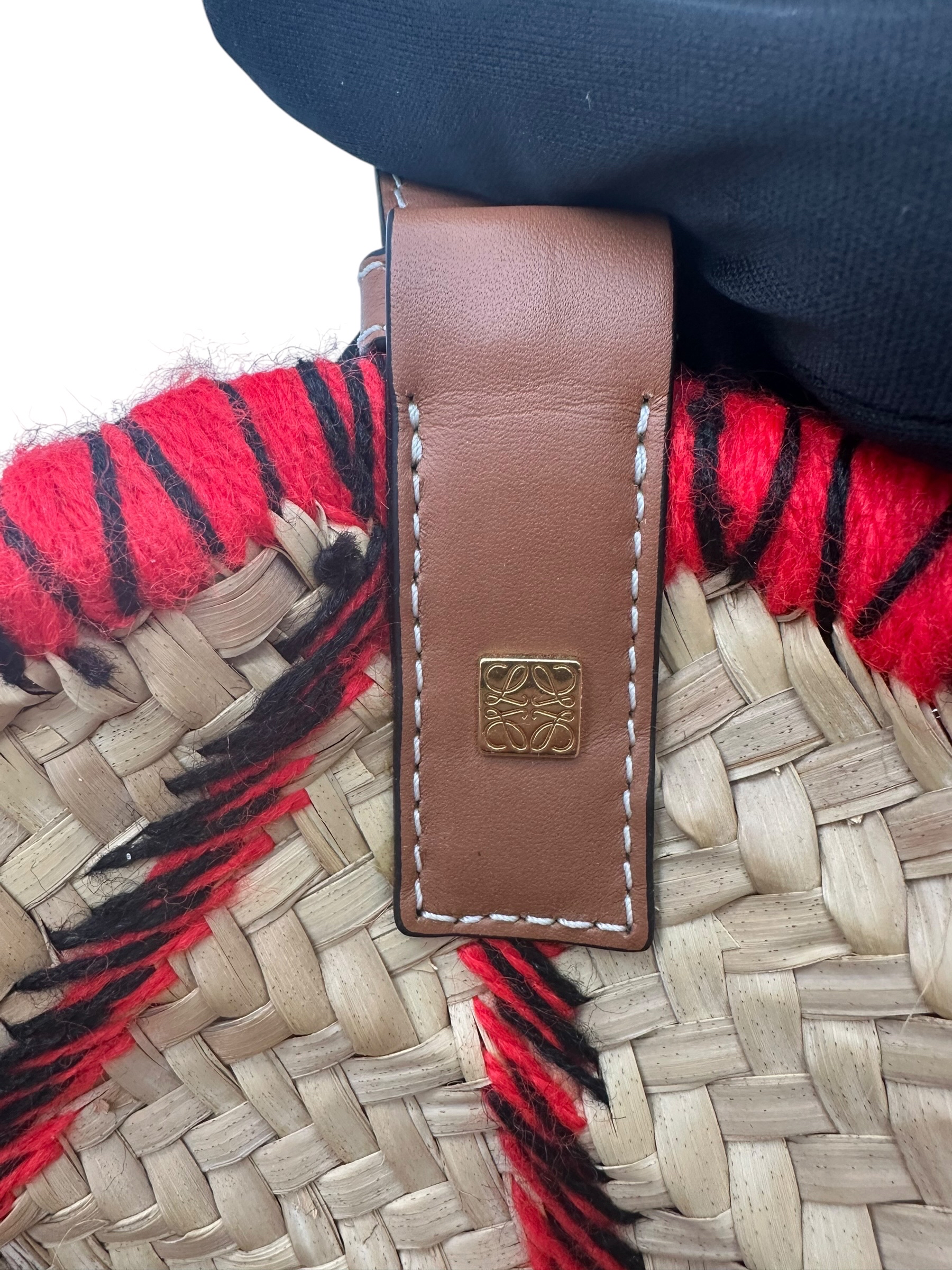 Pre-owned LOEWE Straw-woven Bamboo Basket Bag / Product Code: 071301