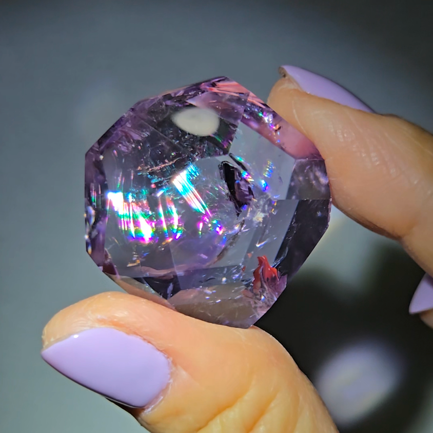 Amethyst pocket stone with stunning rainbows - AME61