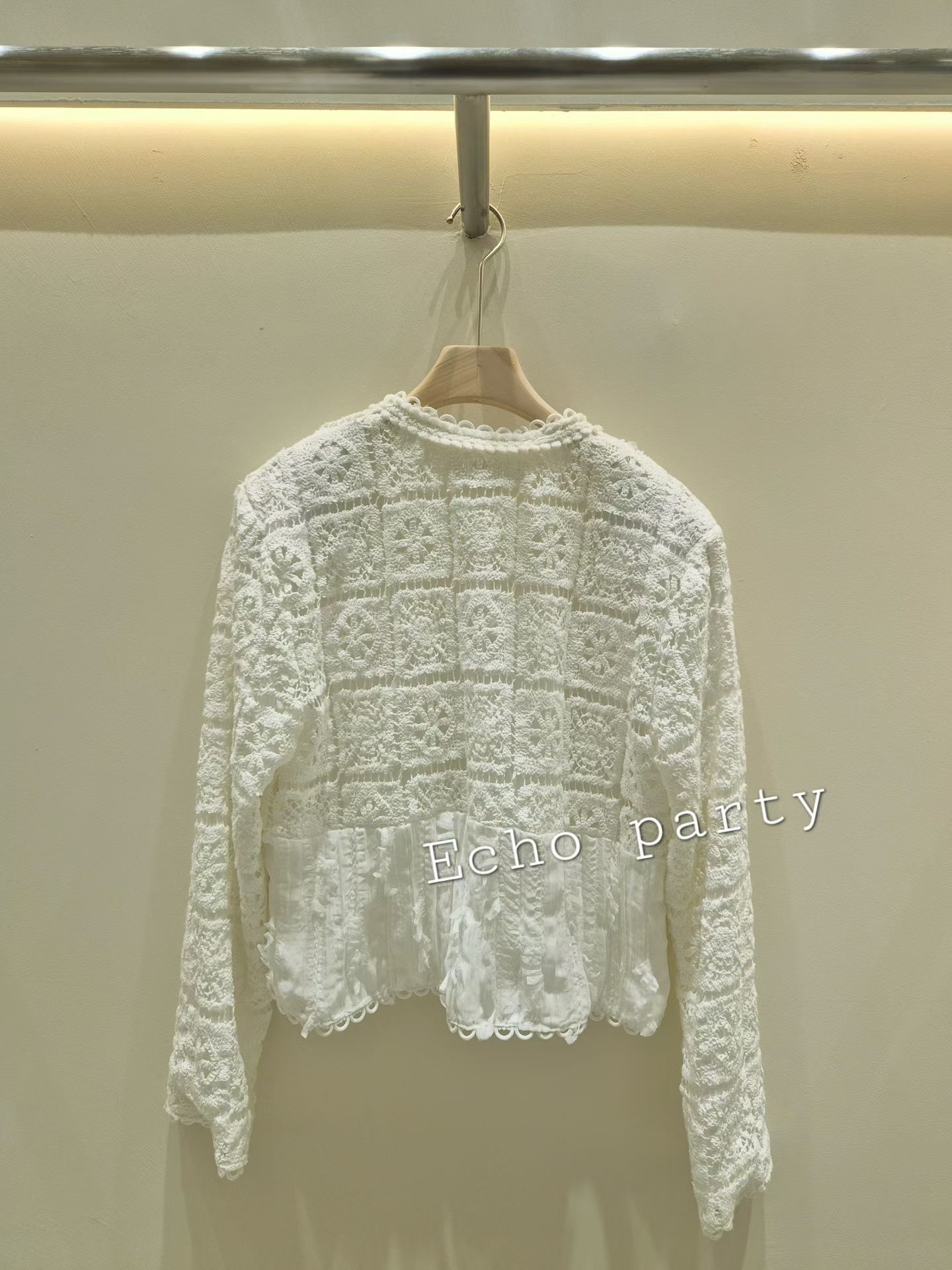 EC14 法式雙袋小香風勾花Cardigan
