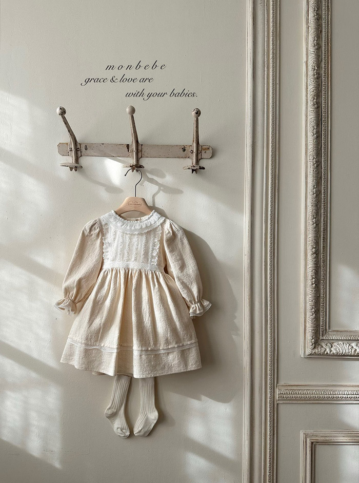 🇰🇷Monbebe one piece