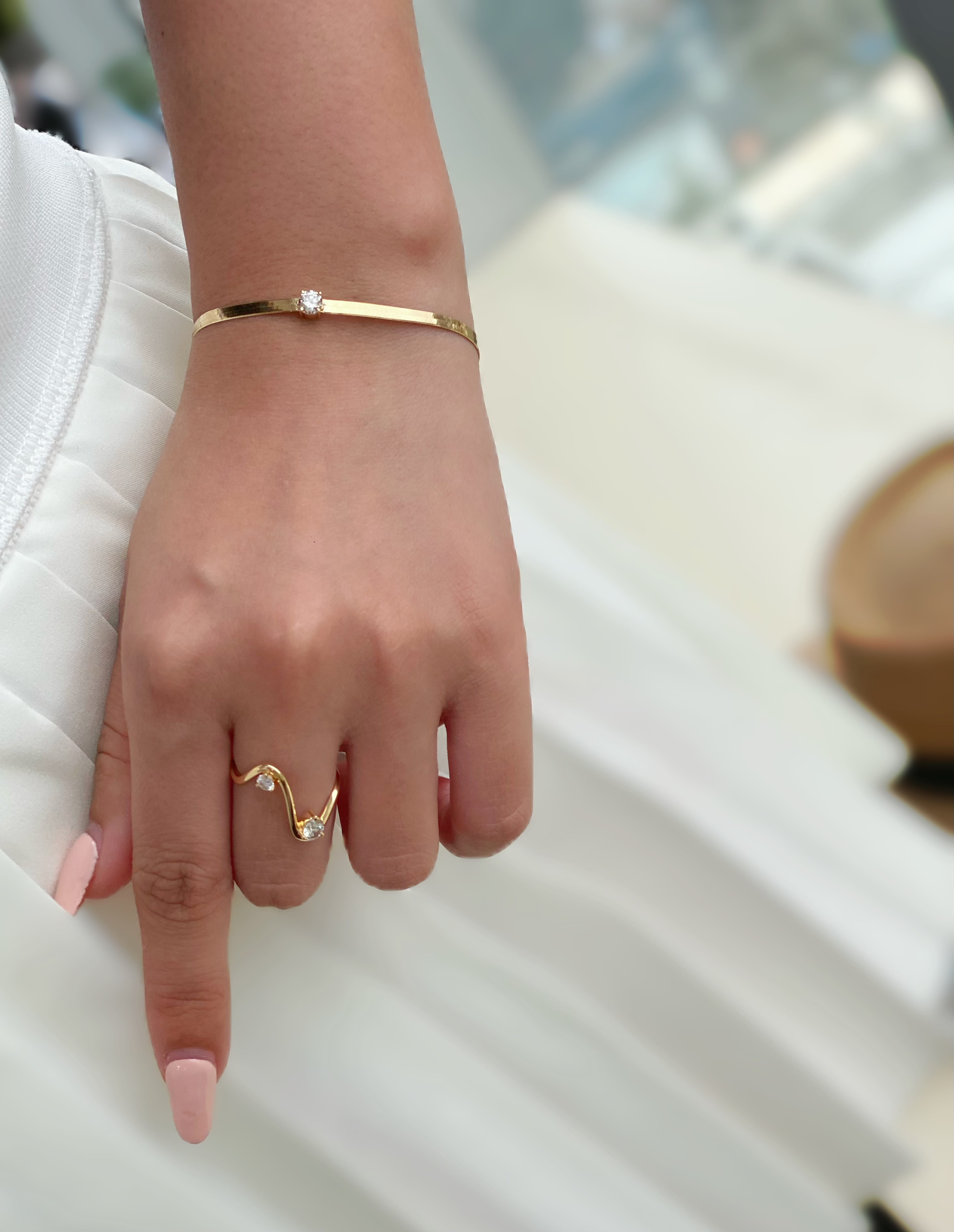 Diamond flat snake bone bracelet N240251