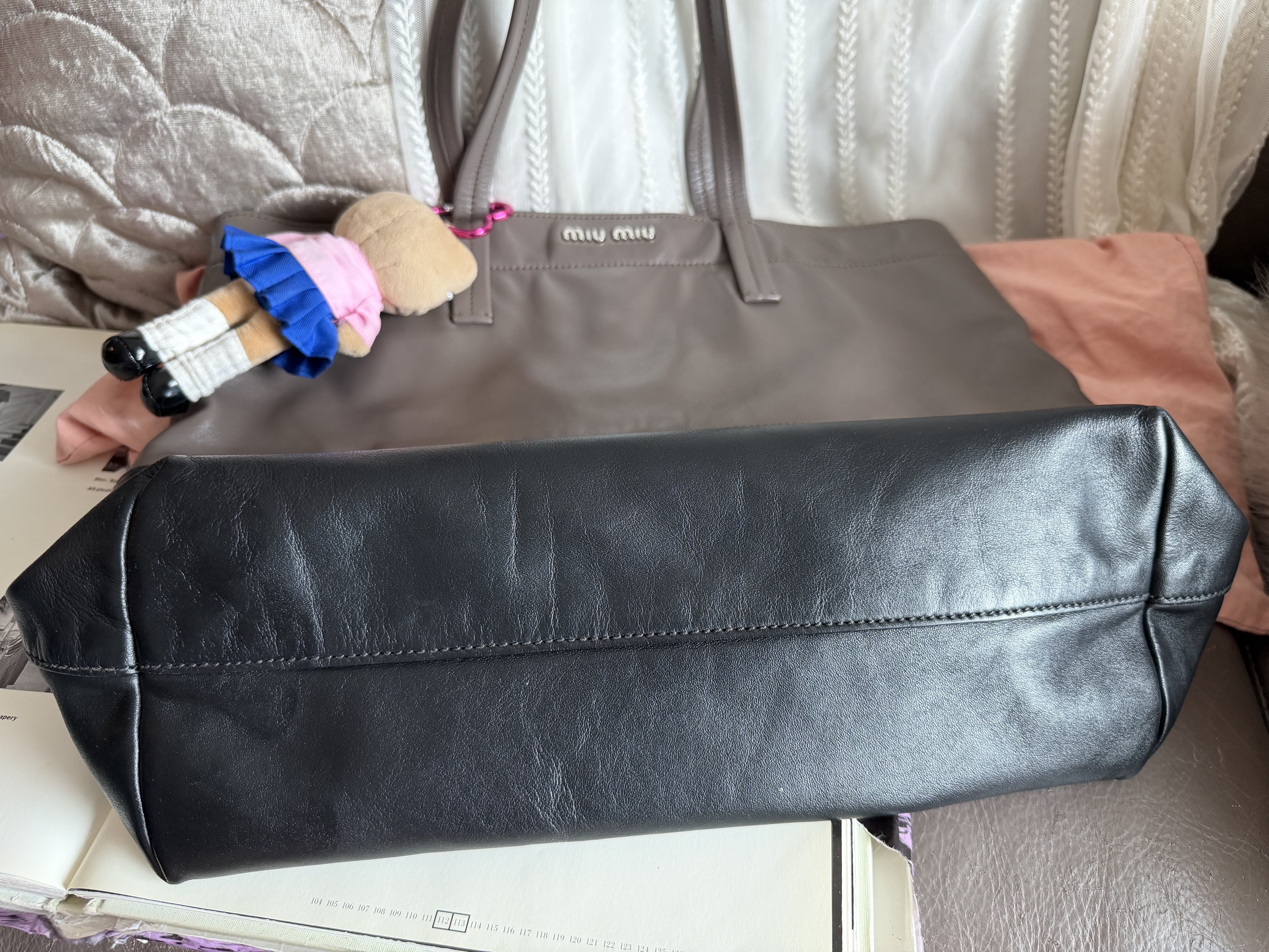 Miu miu ivy black grey leather tote bag