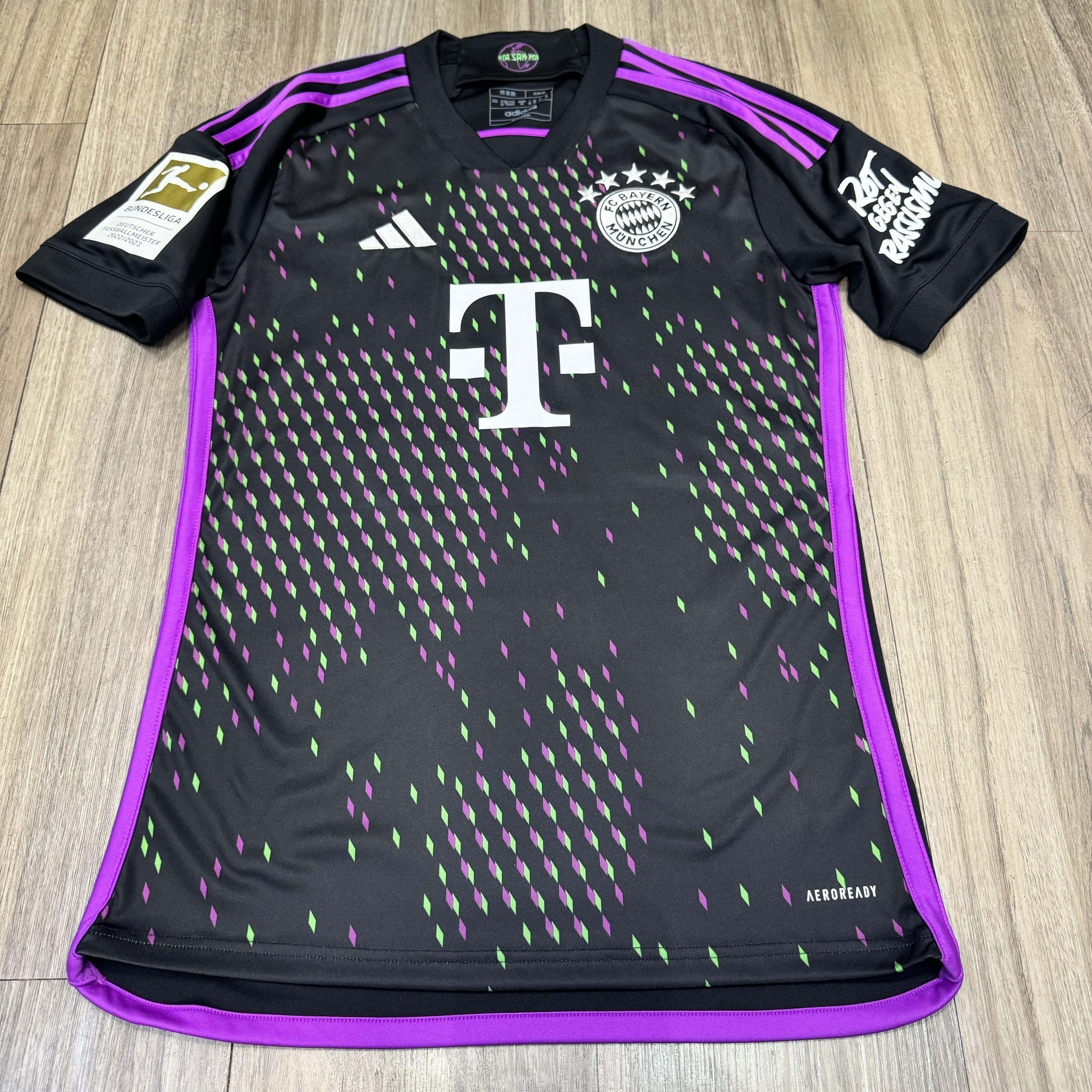 Bayern Munich 23/24 away shirt #25 Muller