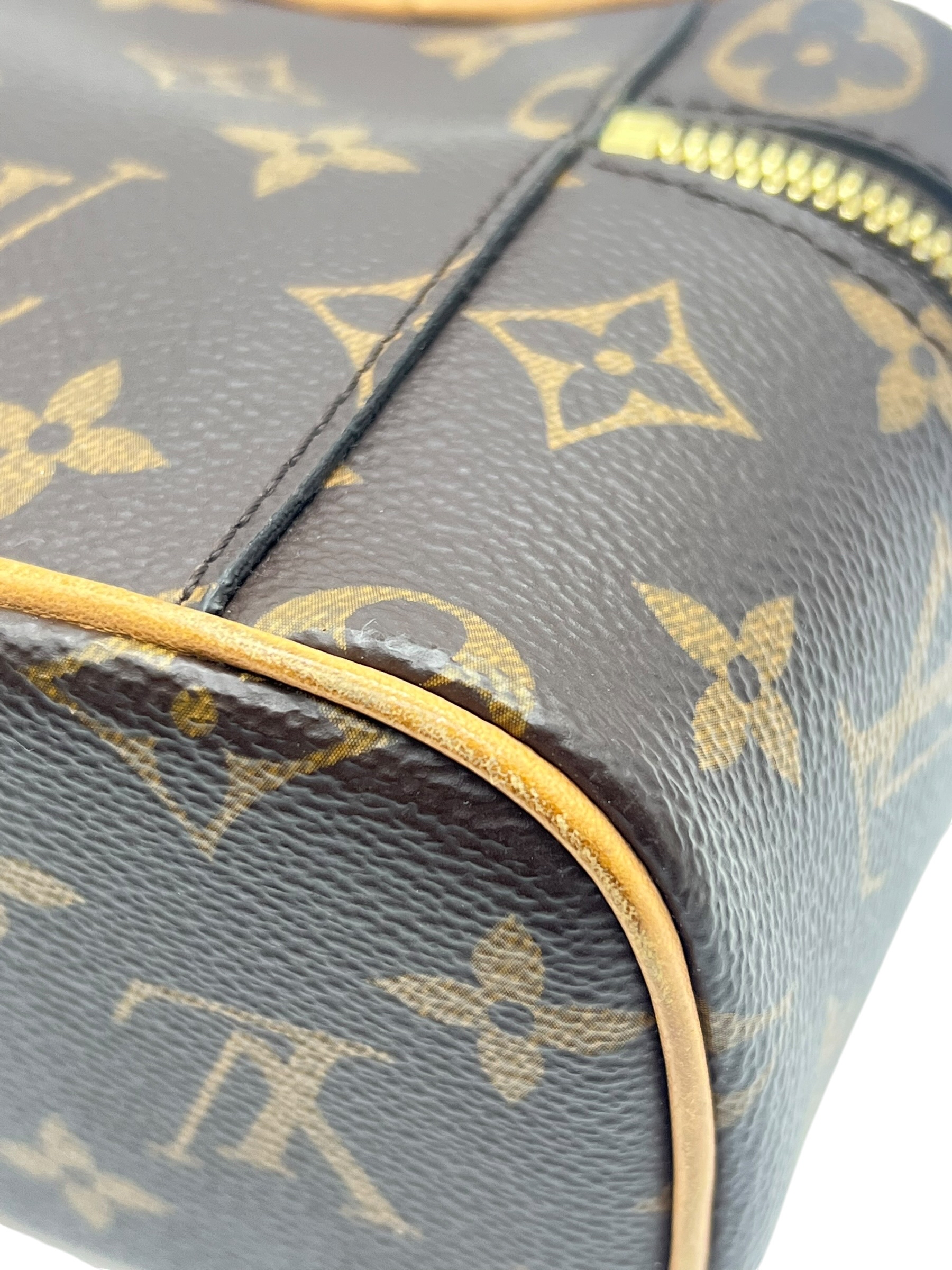 Pre-Owned LV Nice Nano / Product Code: 26060608