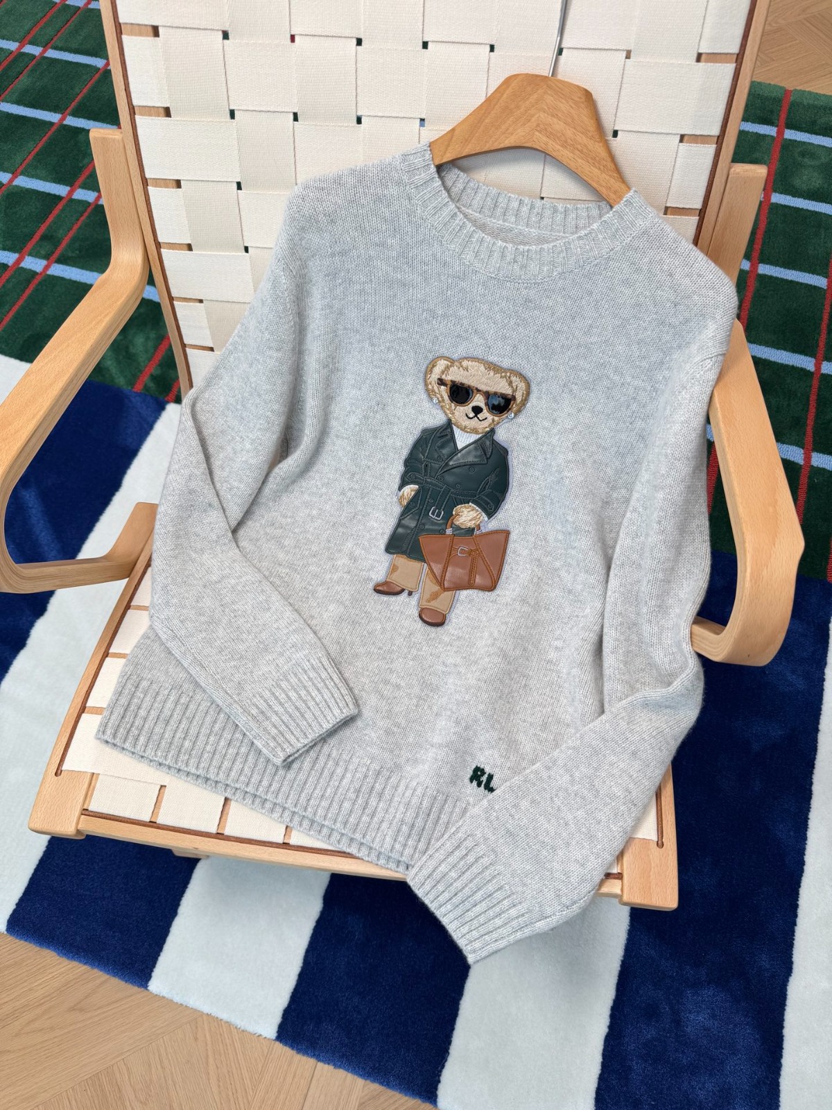 【頂級原單】Ralph Lauren 灰色墨鏡小熊針織衫