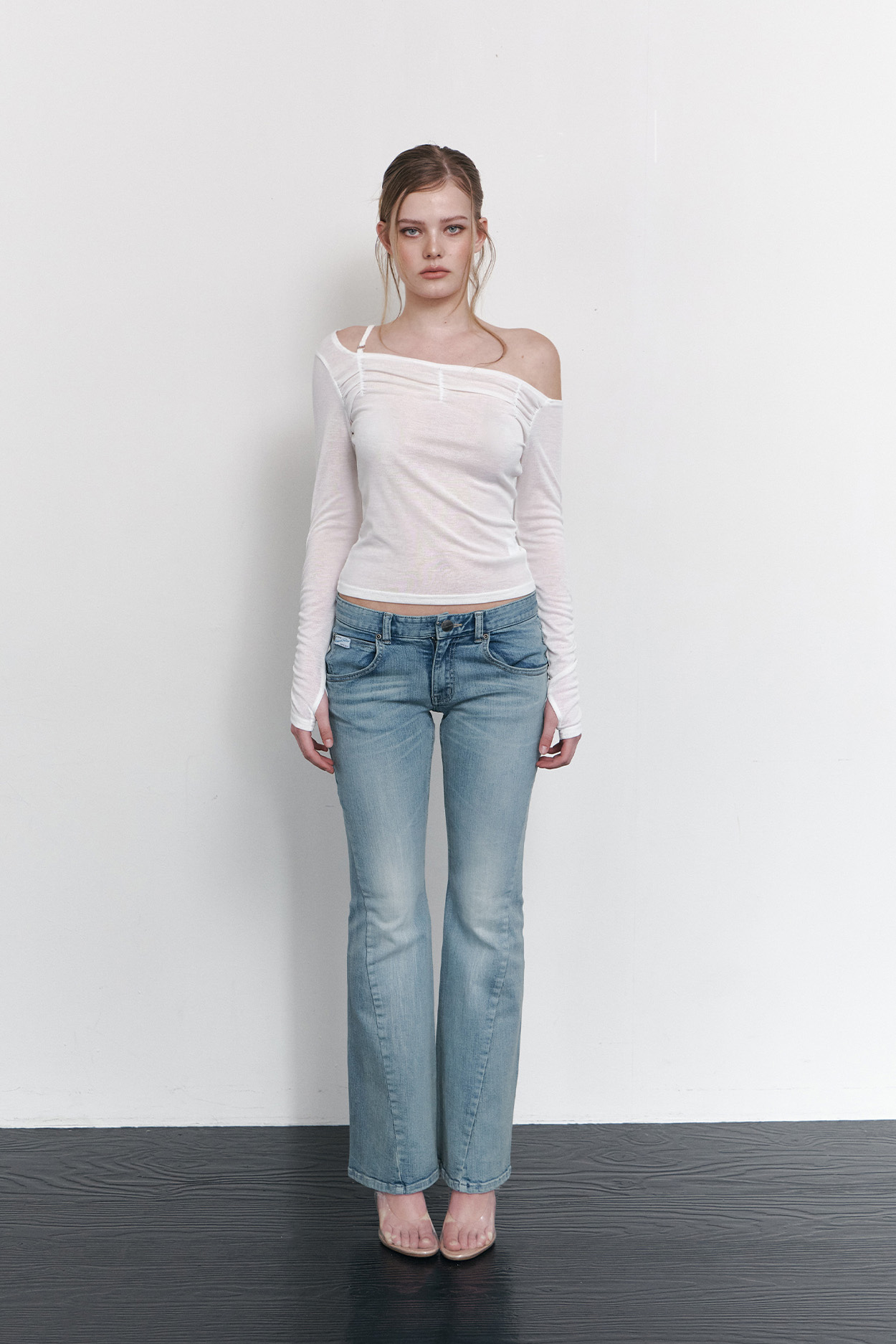 pleaseNOFOLLOW - Halo Unbal Shirring Long Sleeve Top (White)