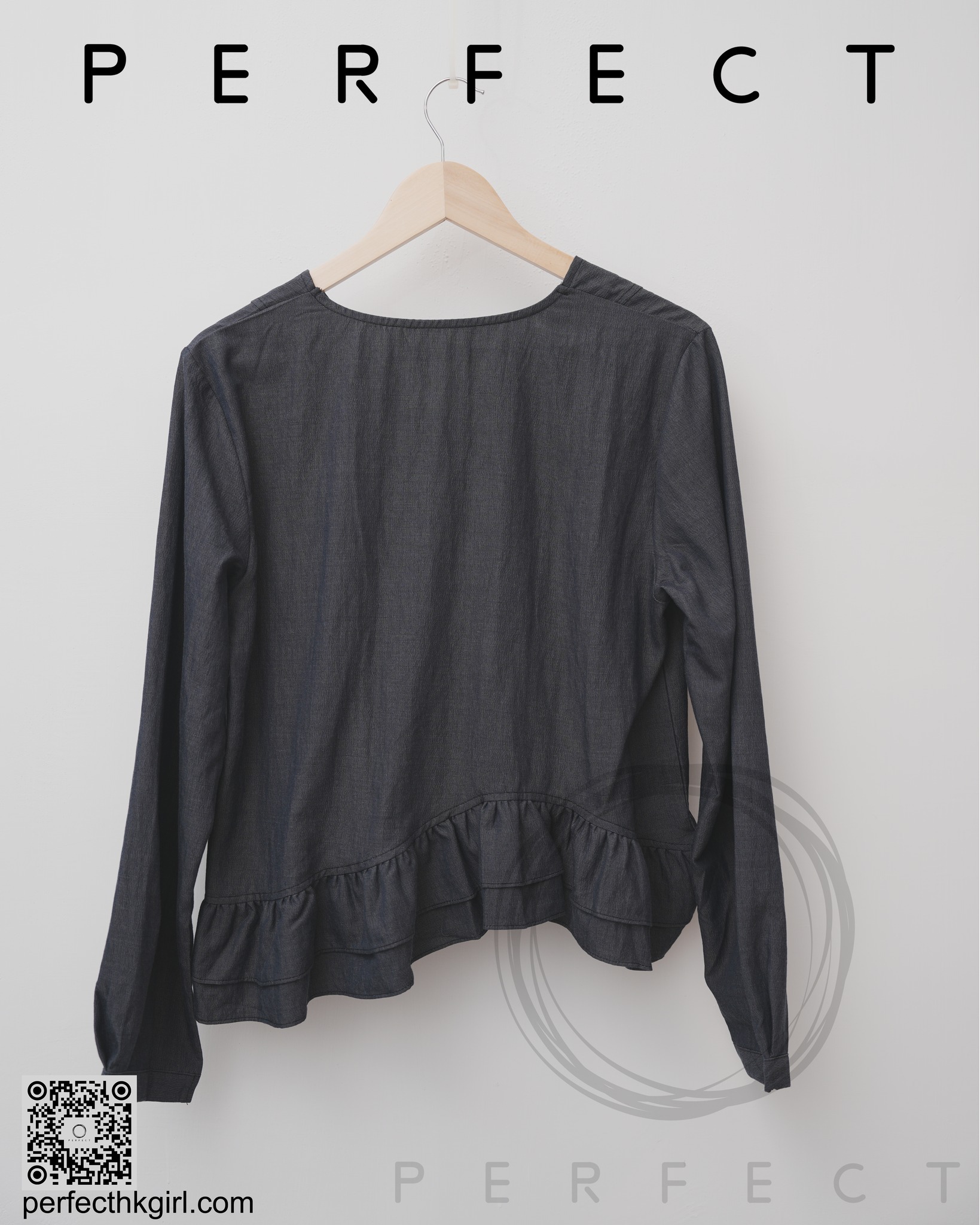 T0002_顯瘦V領波浪衣腳上衣（隨性藍）