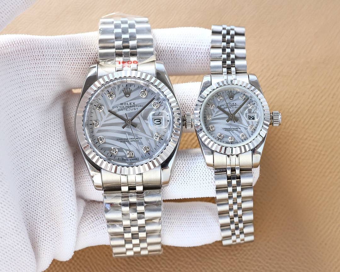 🌟🌟劳力士Rolex日志型系列，情侣对表👫，瑞士机质量100%超强防水夜光蓝宝石玻璃背透设计，搭载原装进口8215全自动机芯,女6T51机芯，直径36mmx10.5mm。女28mm，表里如一 独具匠心！打造市场亲民价格！欢迎订购🔥顶级出品 精品不断🔥