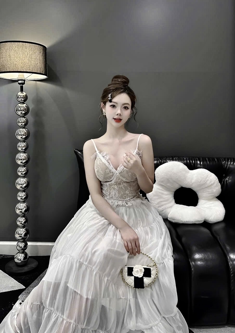 無袖蕾絲層疊長洋裝