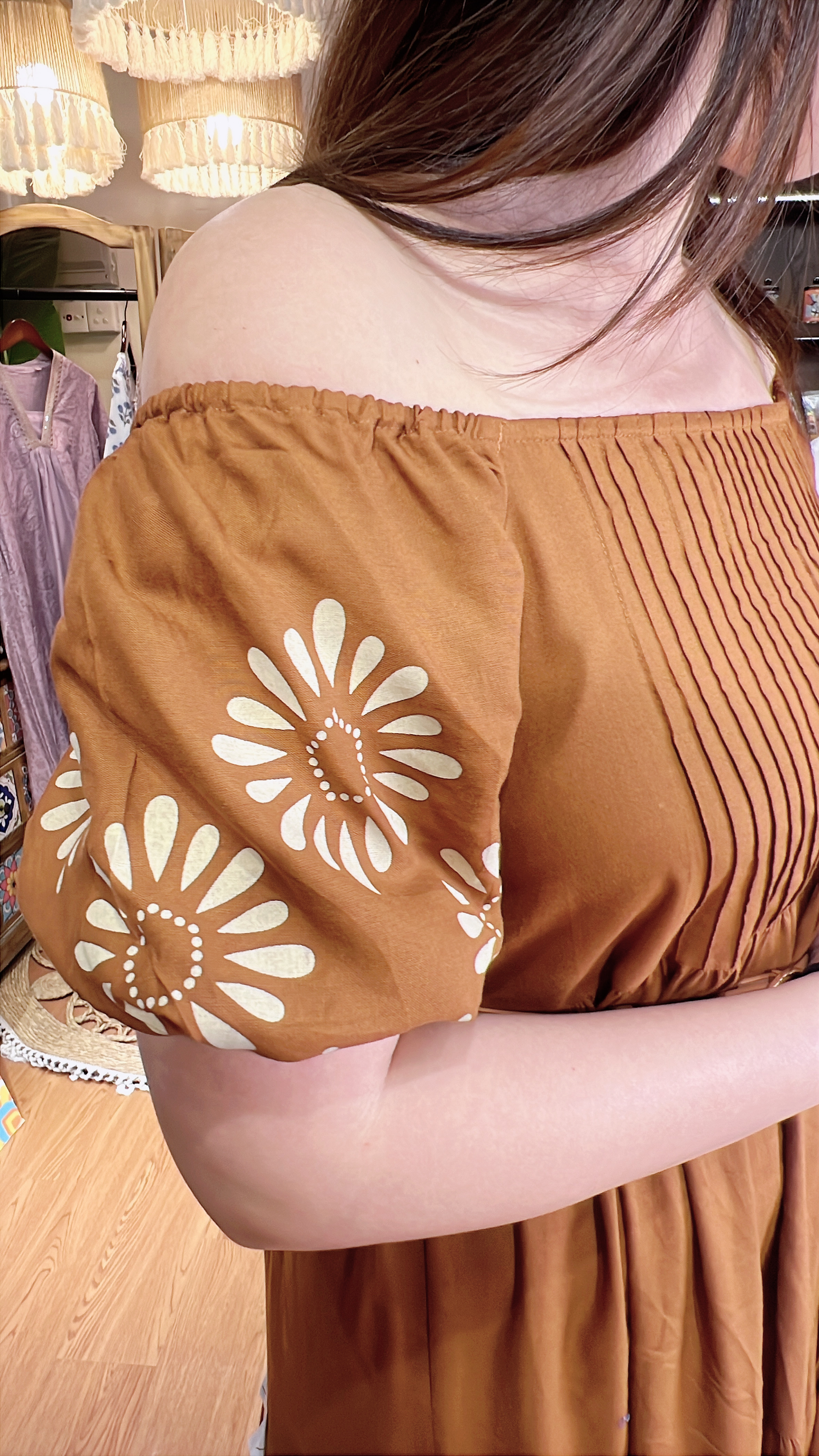 2454 Wide Neck Caramel Simple Fafa OP