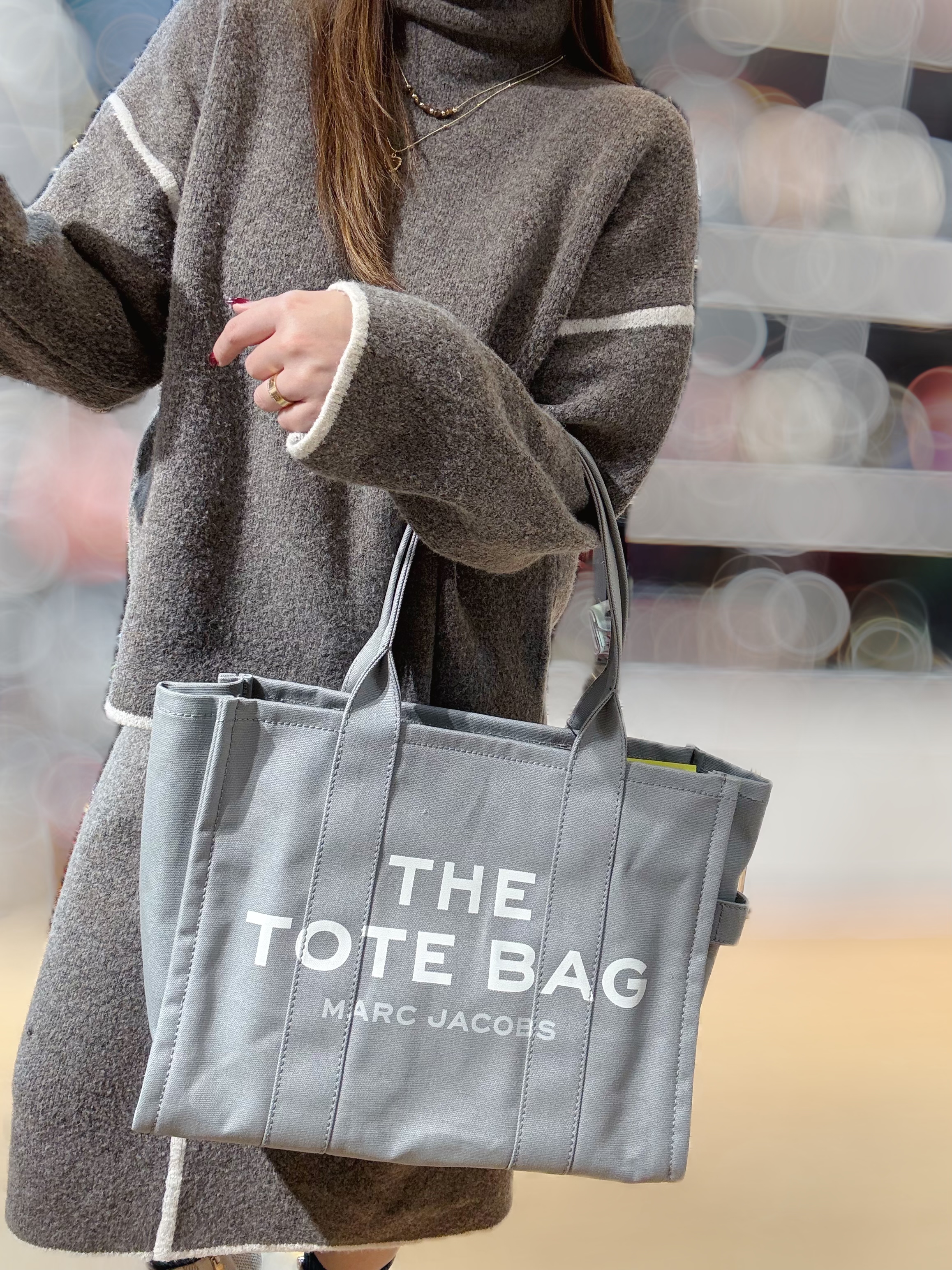 Marc jacobs traveler large tote grey