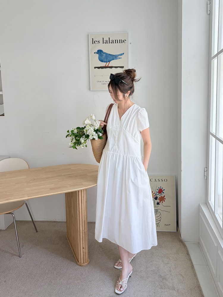 Airy Button Front Long Dress (White)