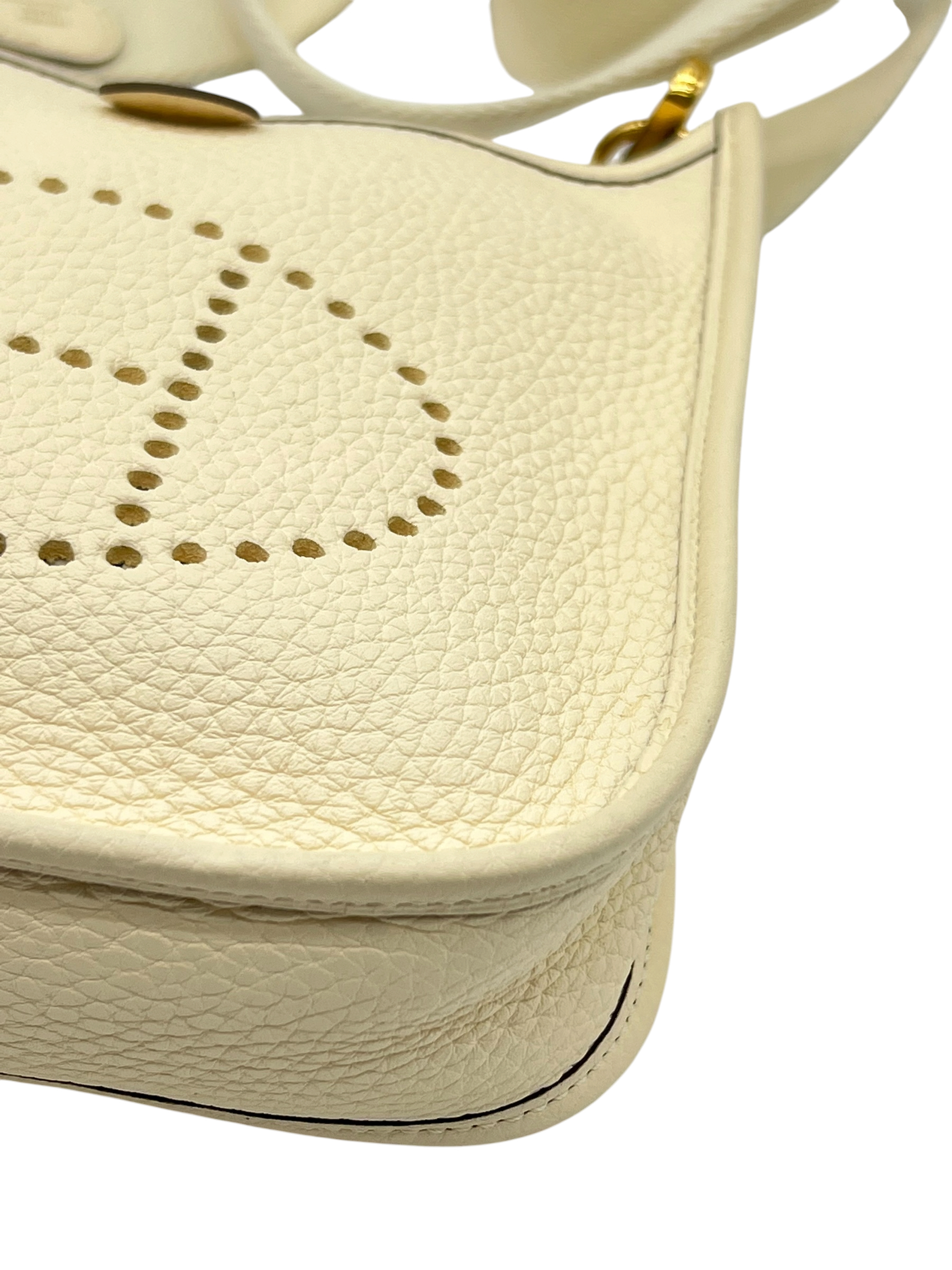 Pre-Owned HERMÉS Mini E Stamp Z / Product Code: 26052905