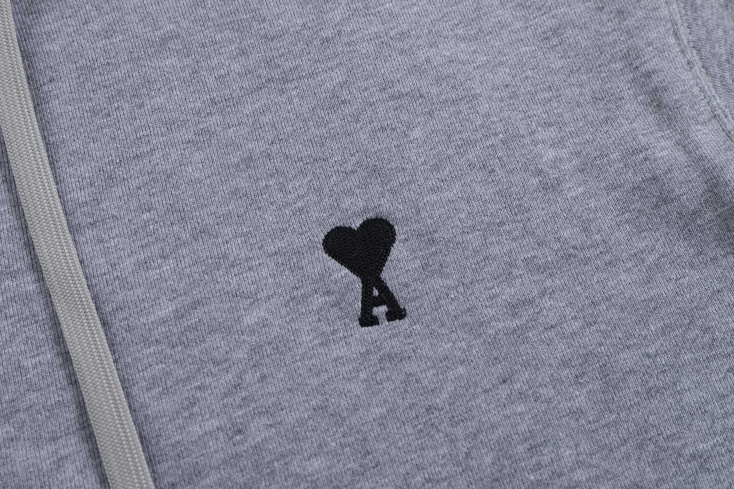 Ami De Coeur 黑色小標拉鍊連帽外套