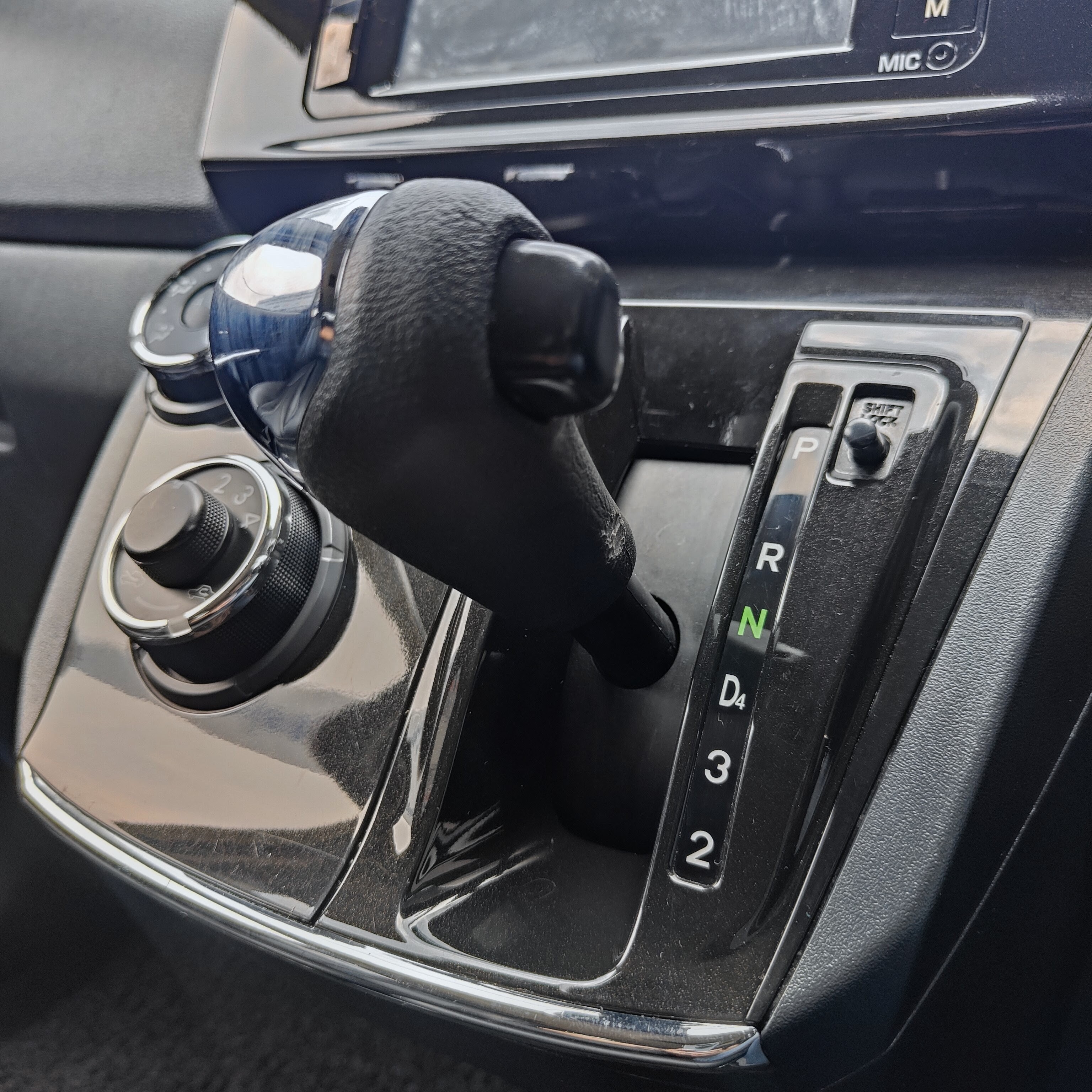 2019 PERODUA ALZA 1.5 AV 